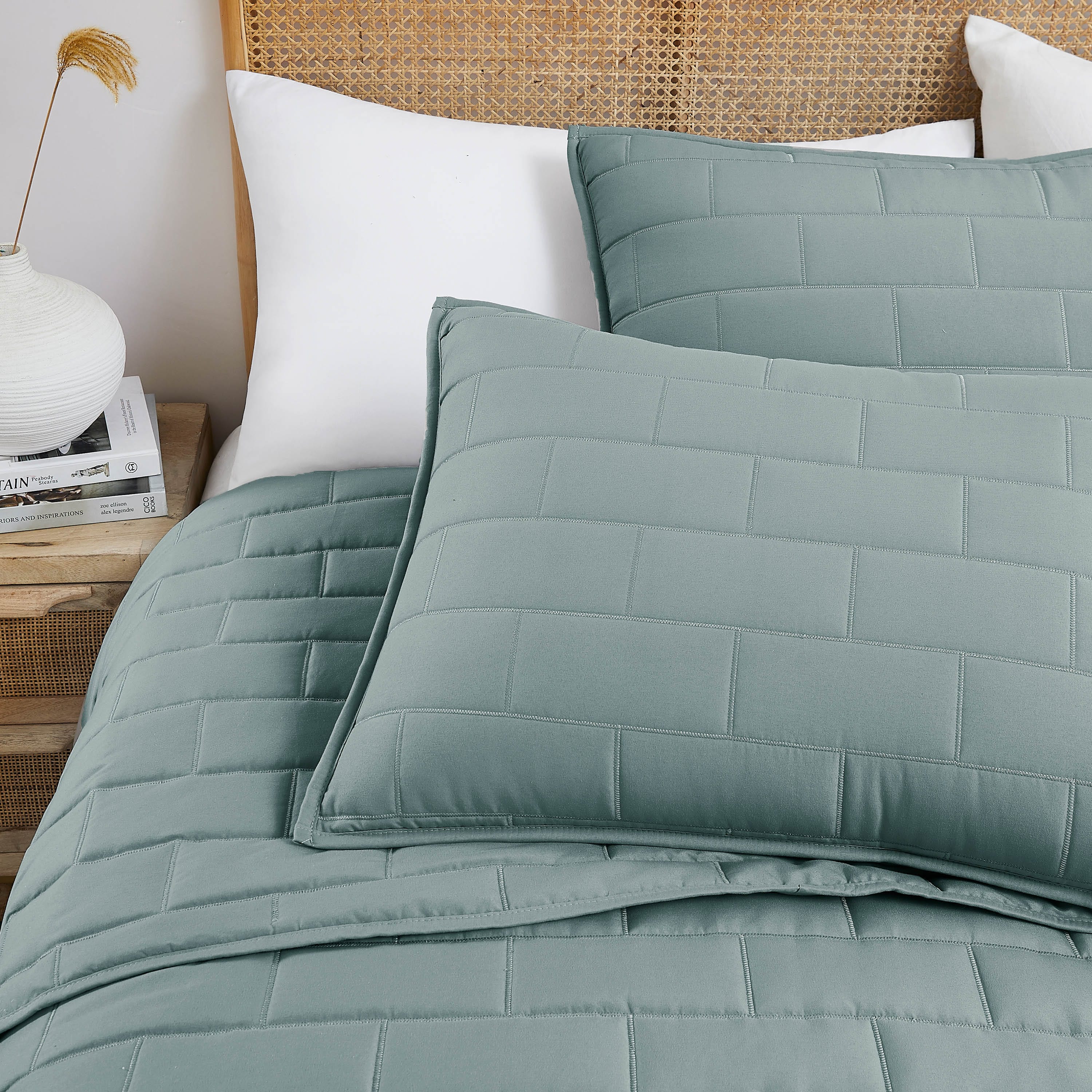 Brickyard Collection Quilt Set