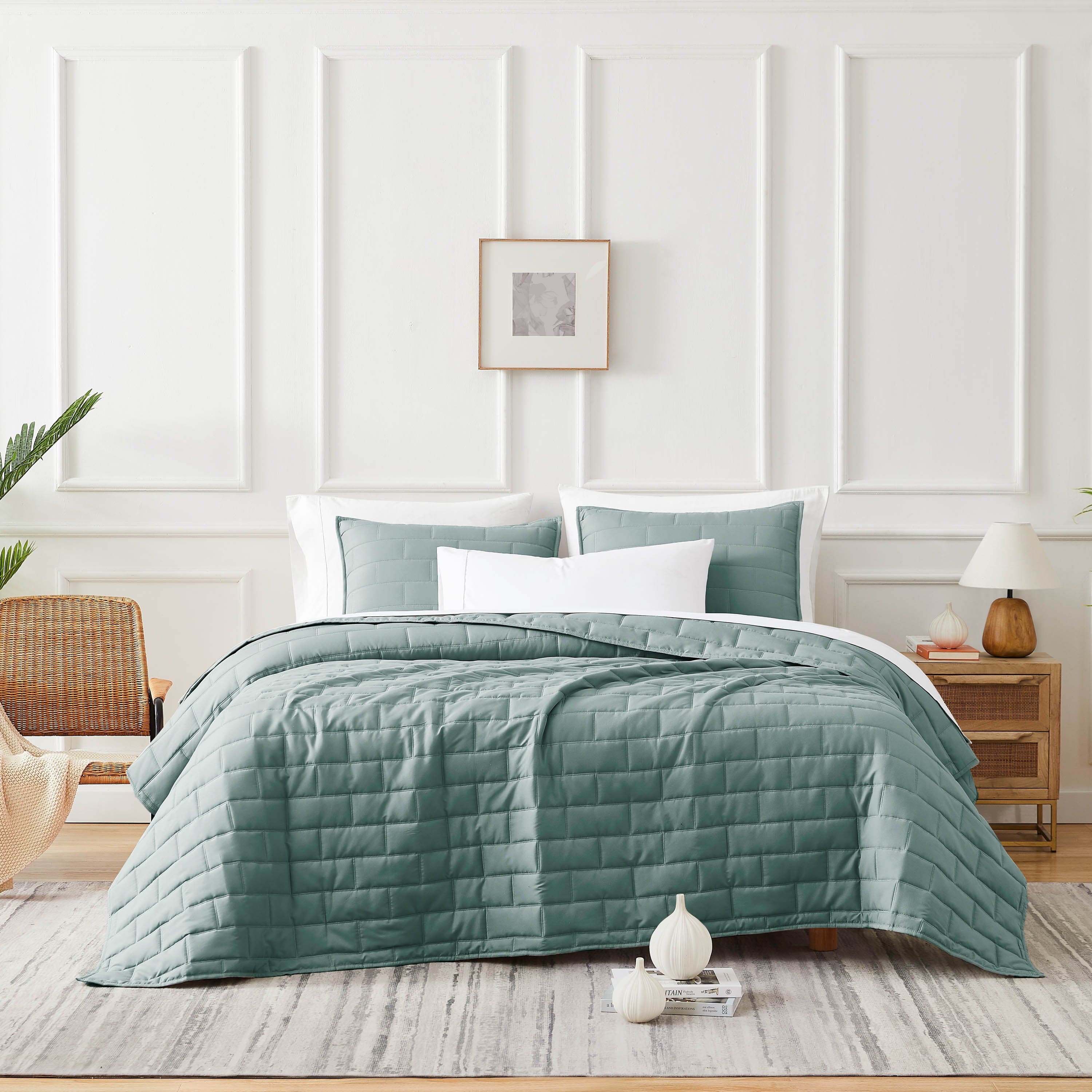 Brickyard Collection Quilt Set