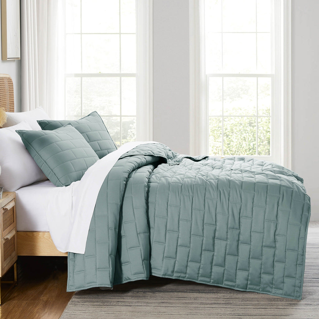 Brickyard Collection Quilt Set