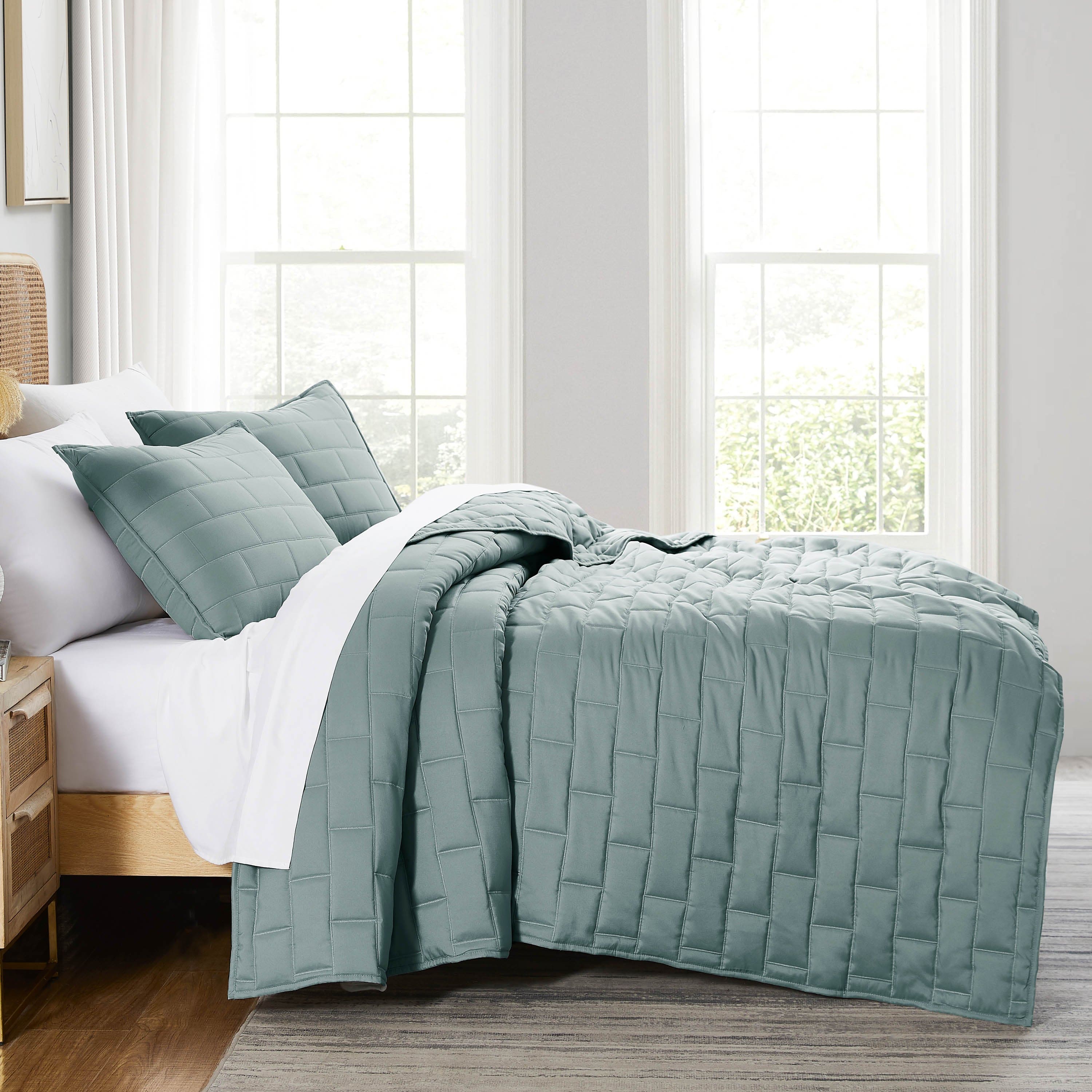 Brickyard Collection Quilt Set