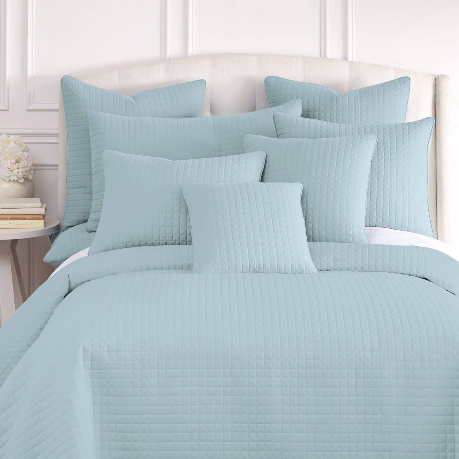 Vilano Quilted Shams in Sky Blue#color_vilano-sky-blue