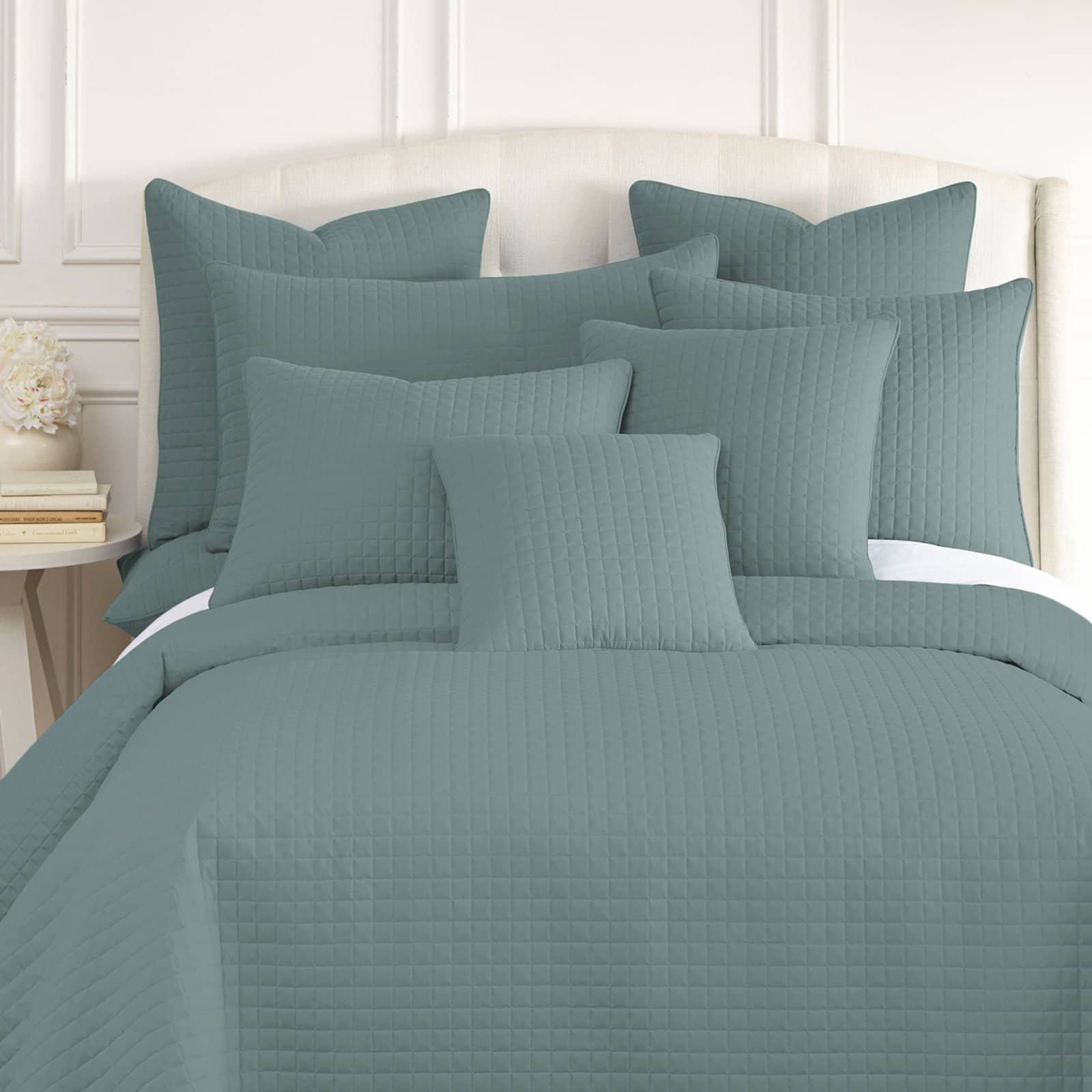 Vilano Quilted Shams in Steel Blue#color_vilano-steel-blue