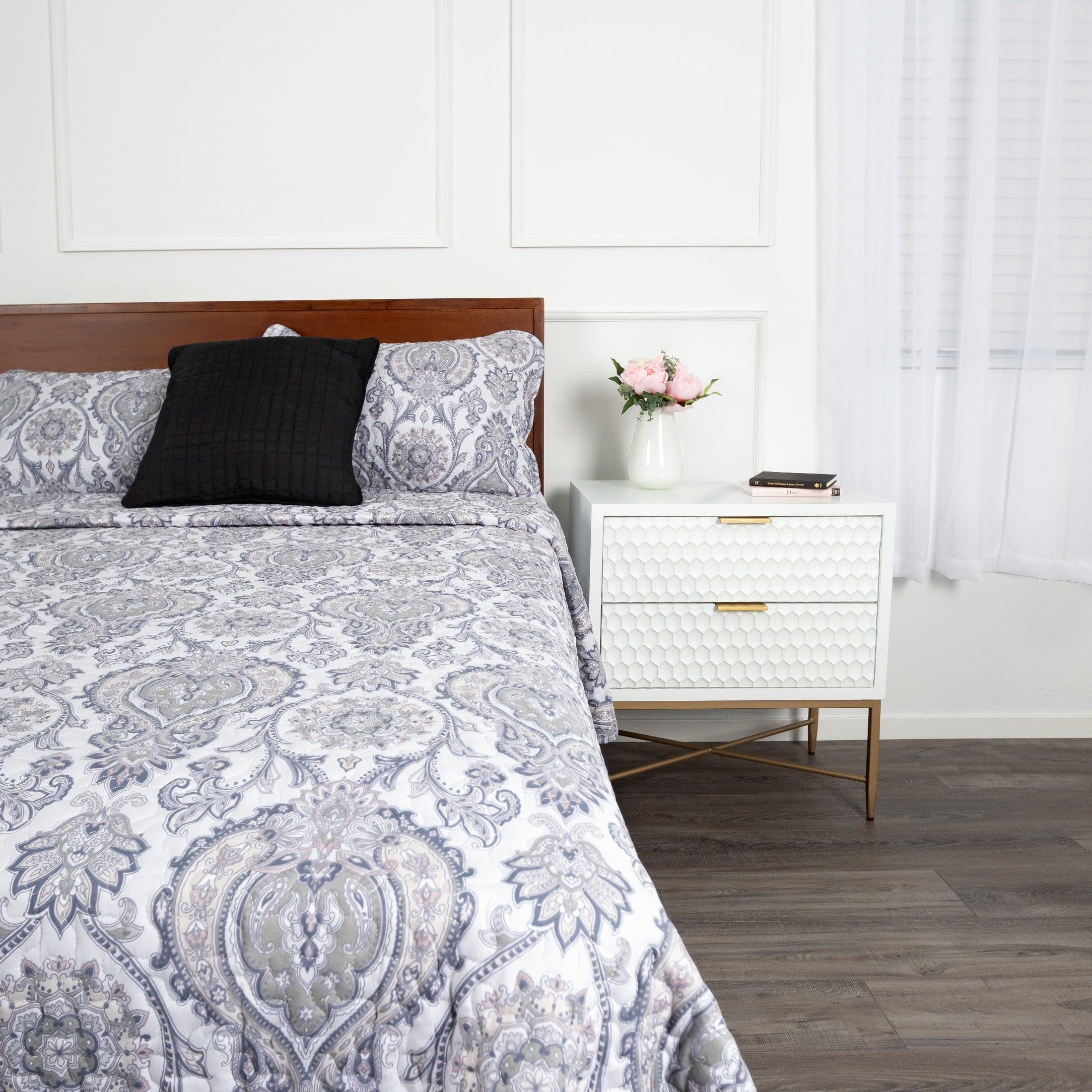 Boho Paisley Quilt Set