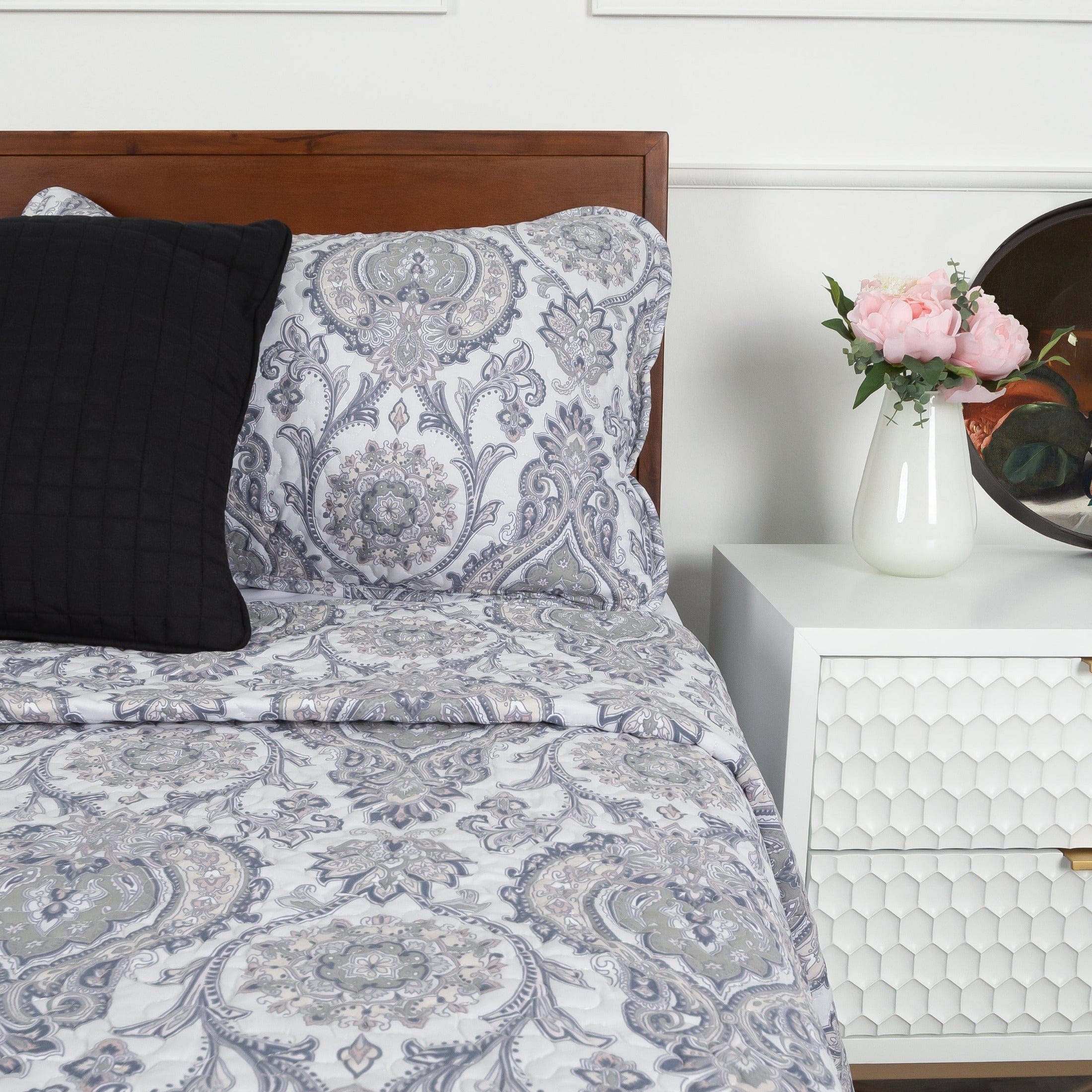 Boho Paisley Quilt Set