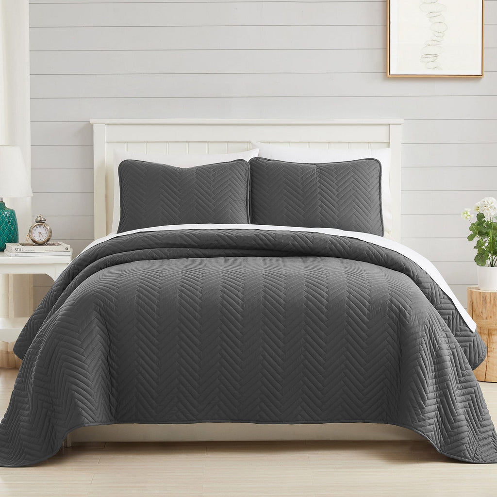 Chevron Oversized Quilt Set