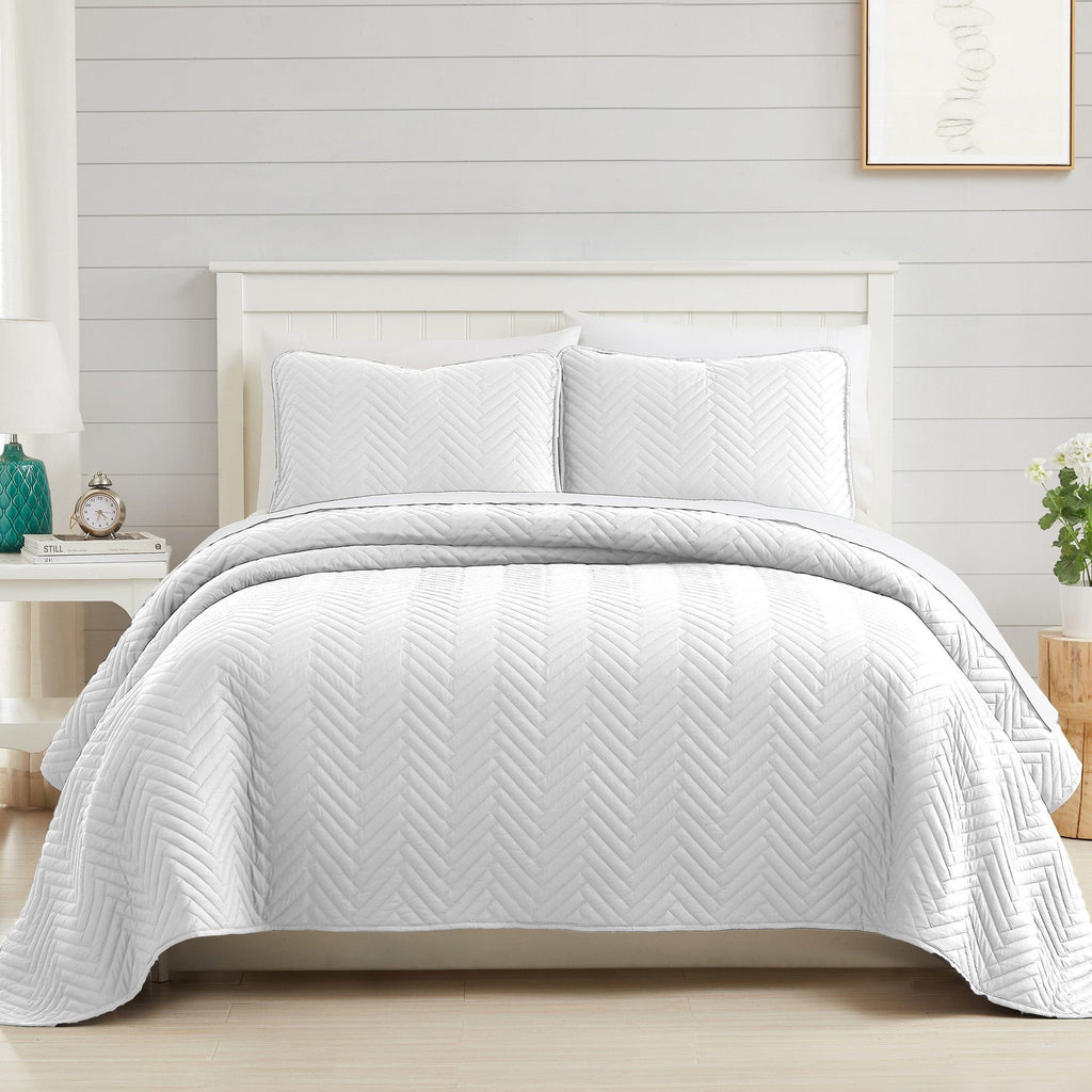 Chevron Oversized Quilt Set