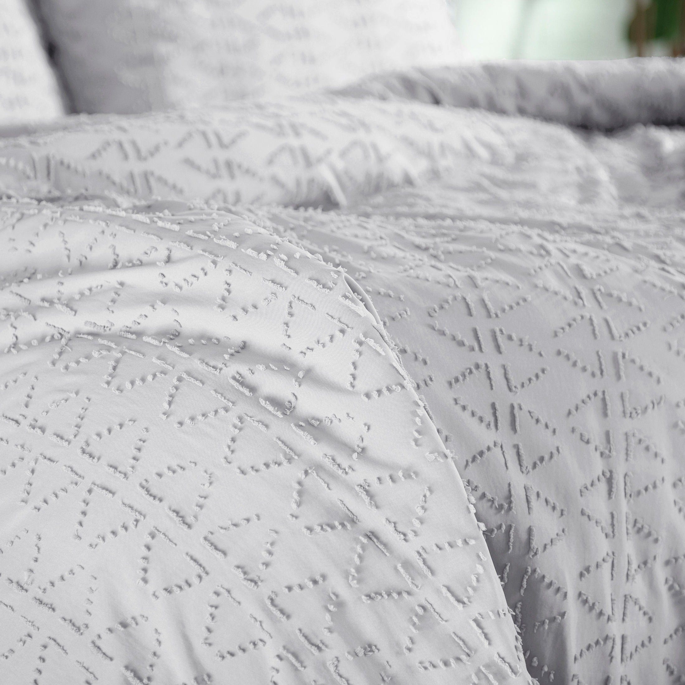 Bali Clipped Jacquard Duvet Cover Set