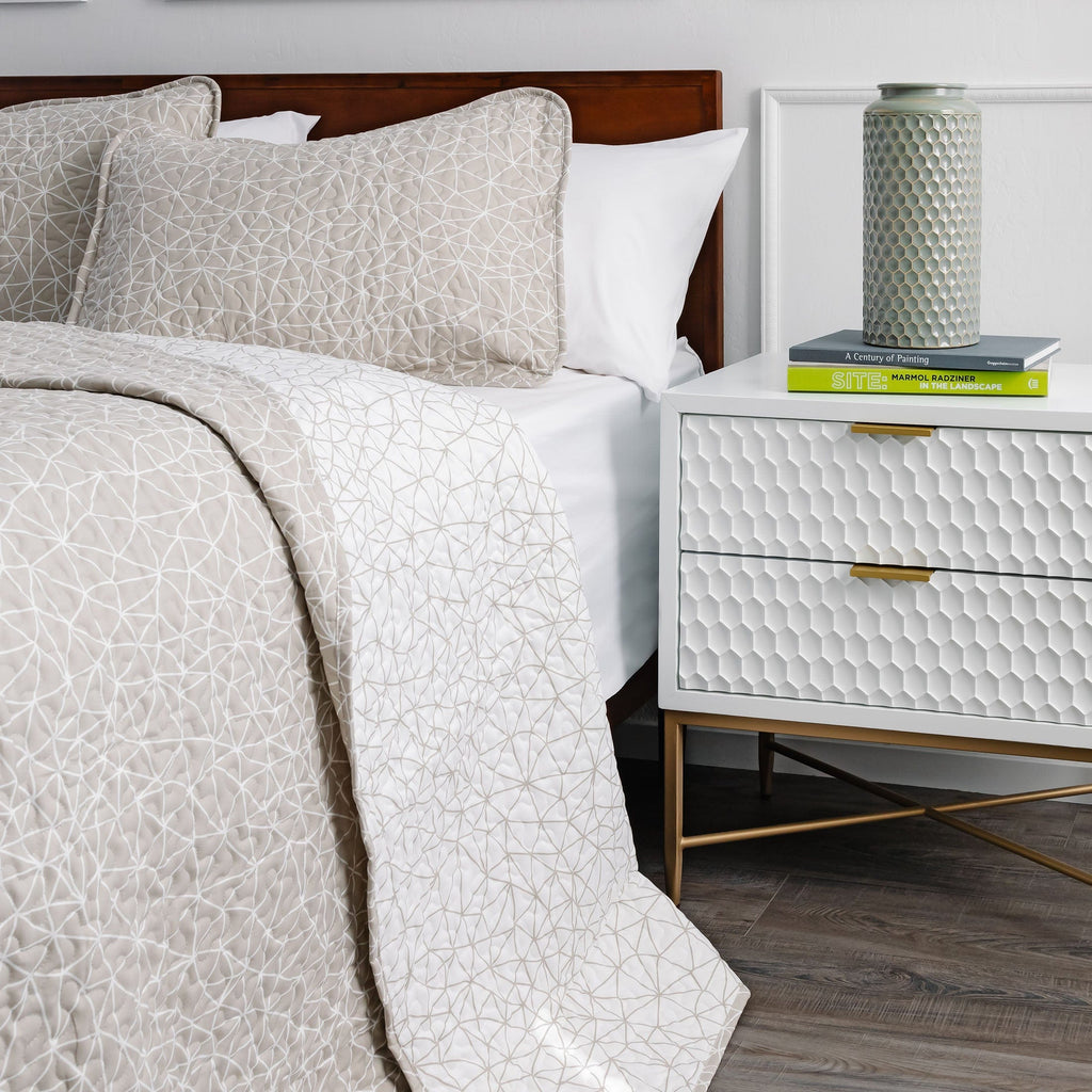 Geometric Maze Reversible Quilt Set