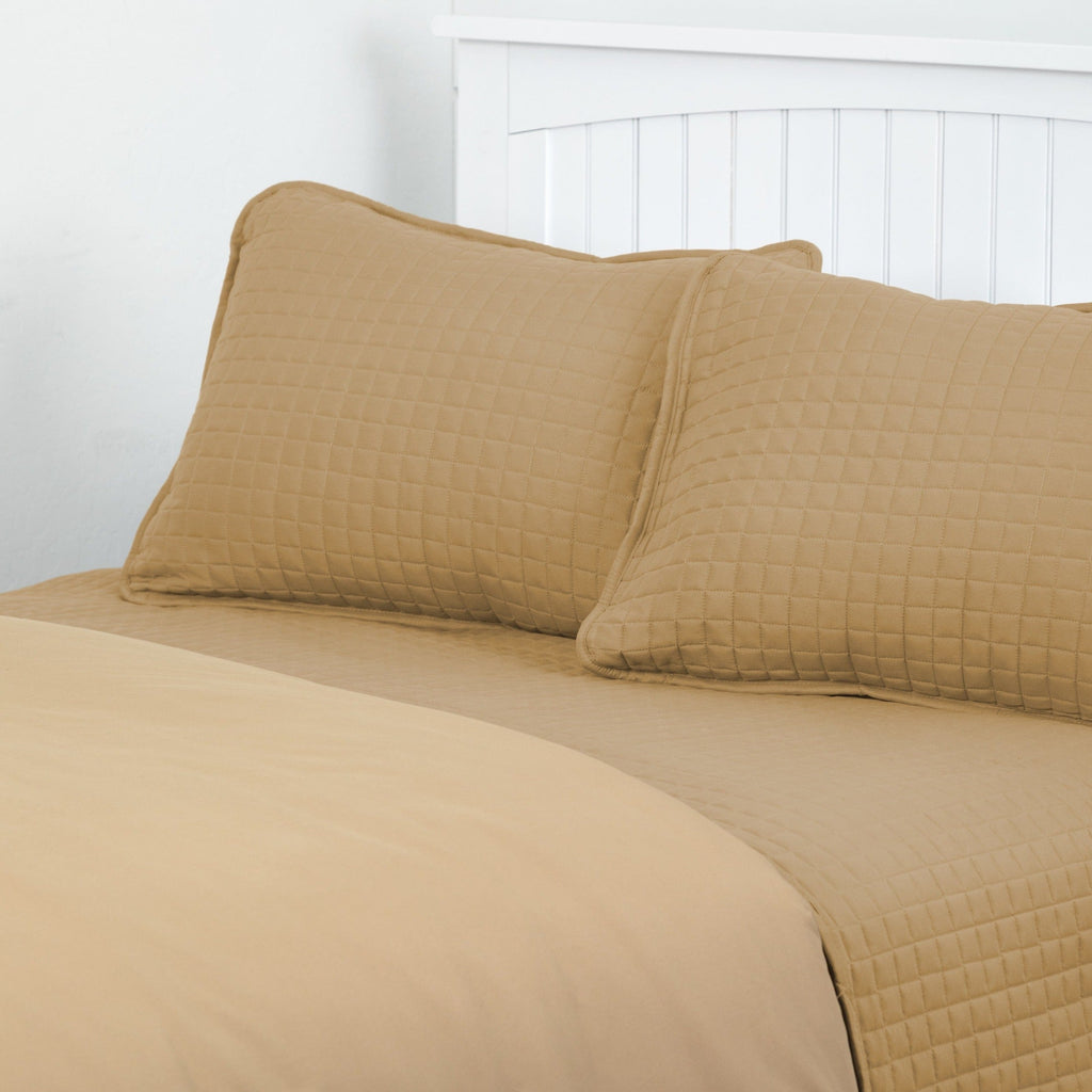 Vilano Oversized Quilt Set