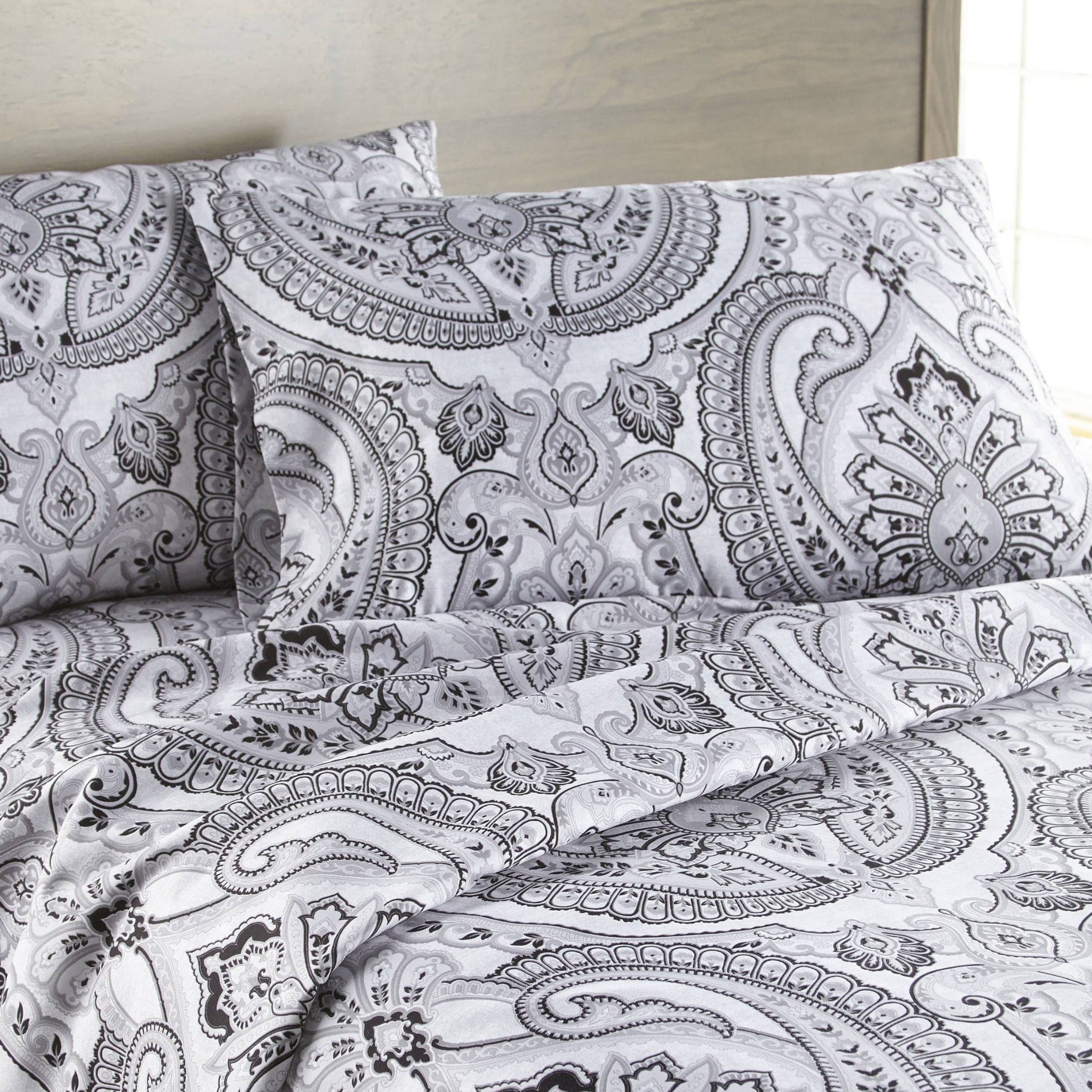 Pure Melody Pillow Cases