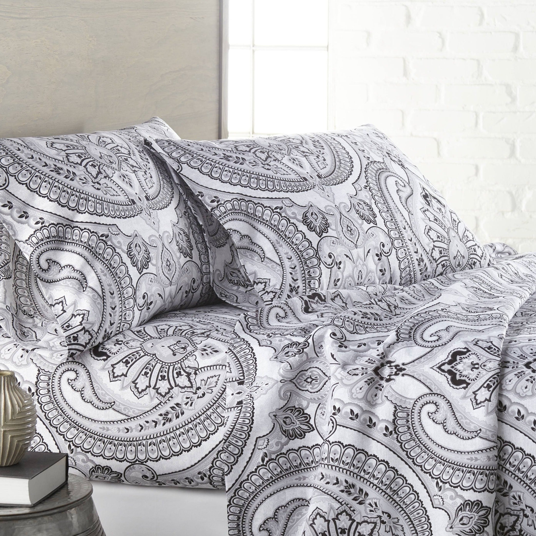 Pure Melody Pillow Cases