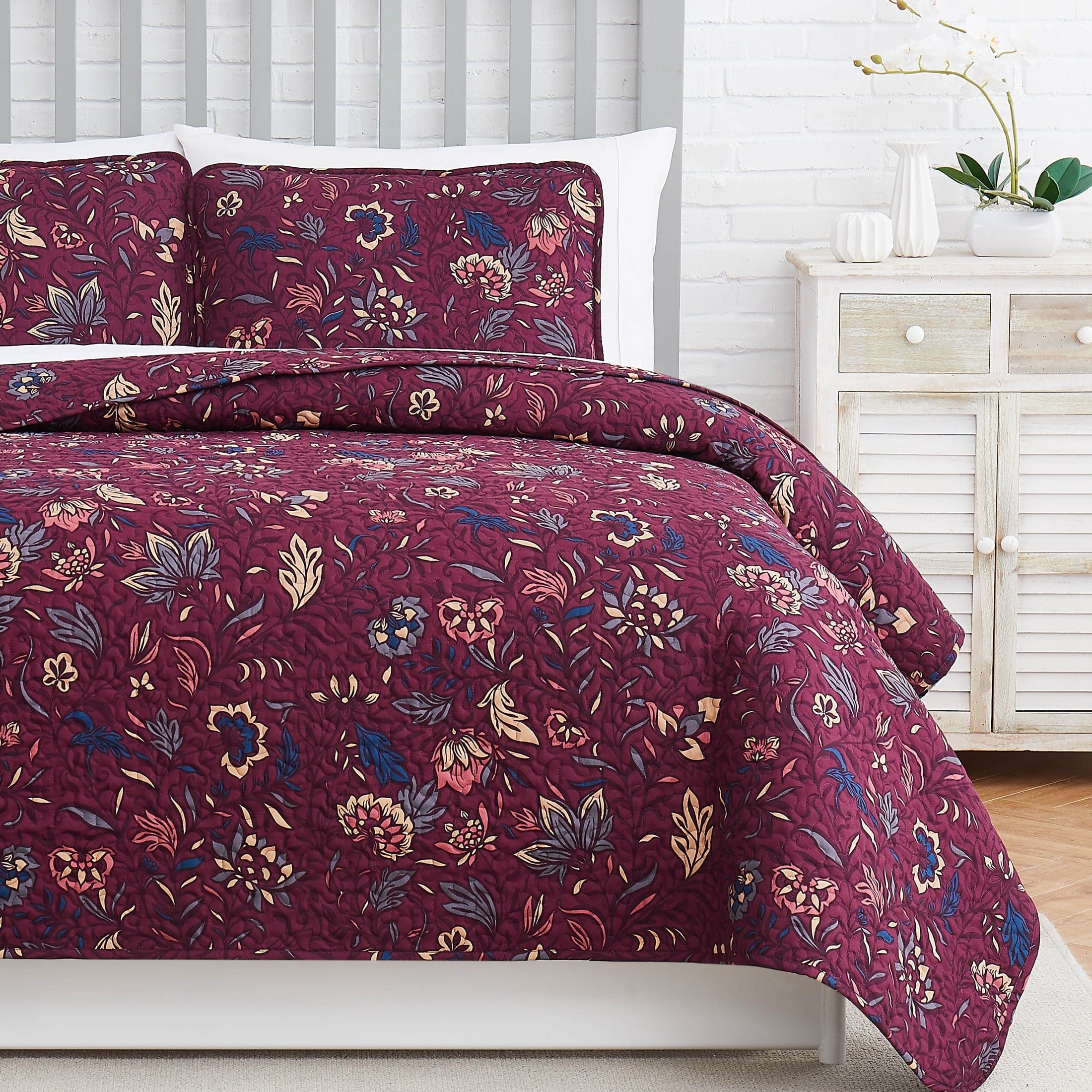 Blooming Blossoms Quilt Set