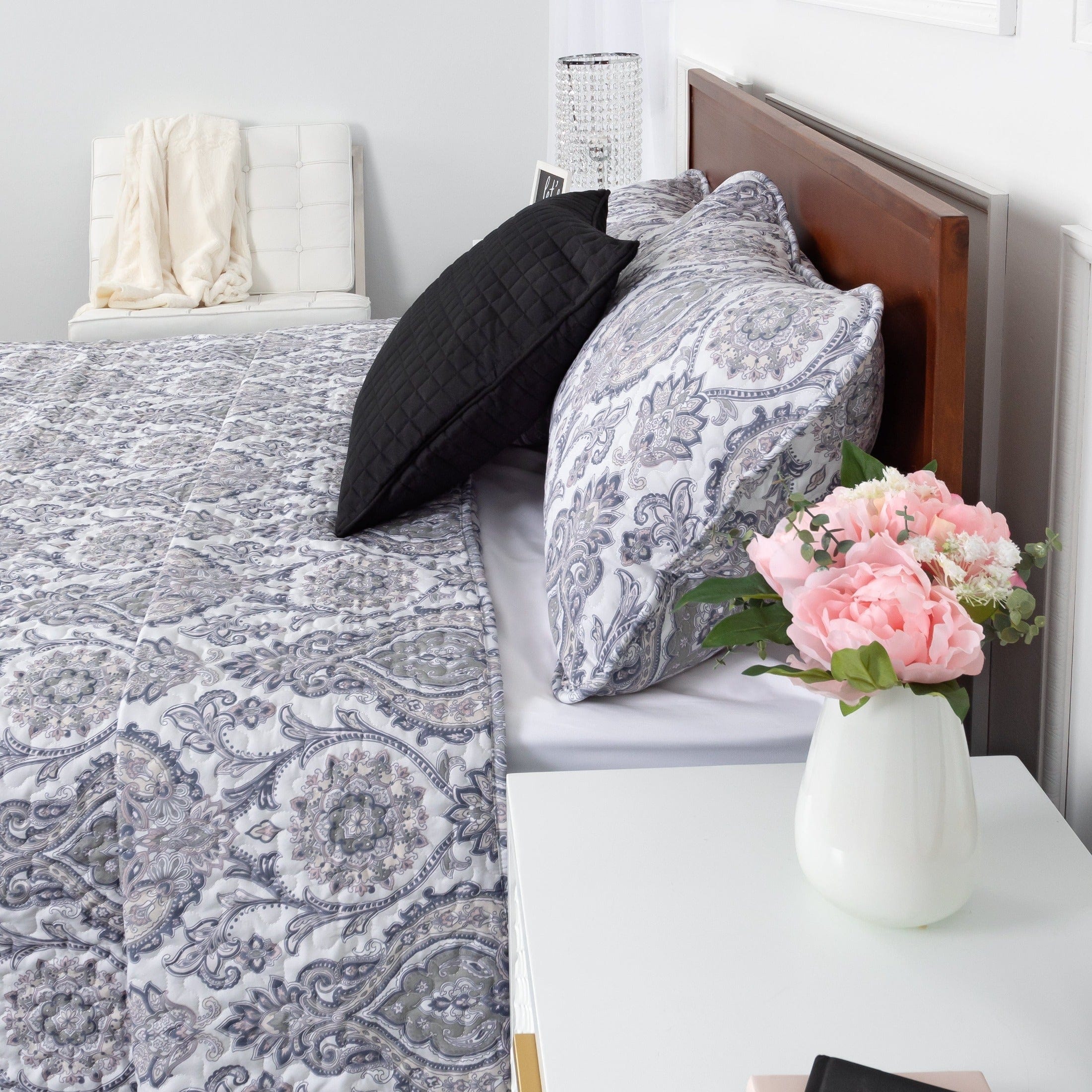Boho Paisley Quilt Set