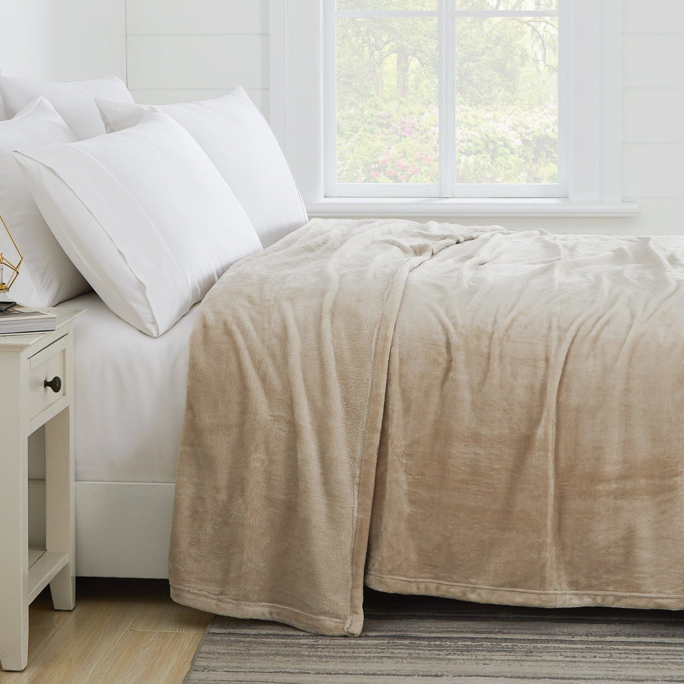 Side View of Microfleece Oversized Blankets and Throws in Sand#color_microfleece-sand