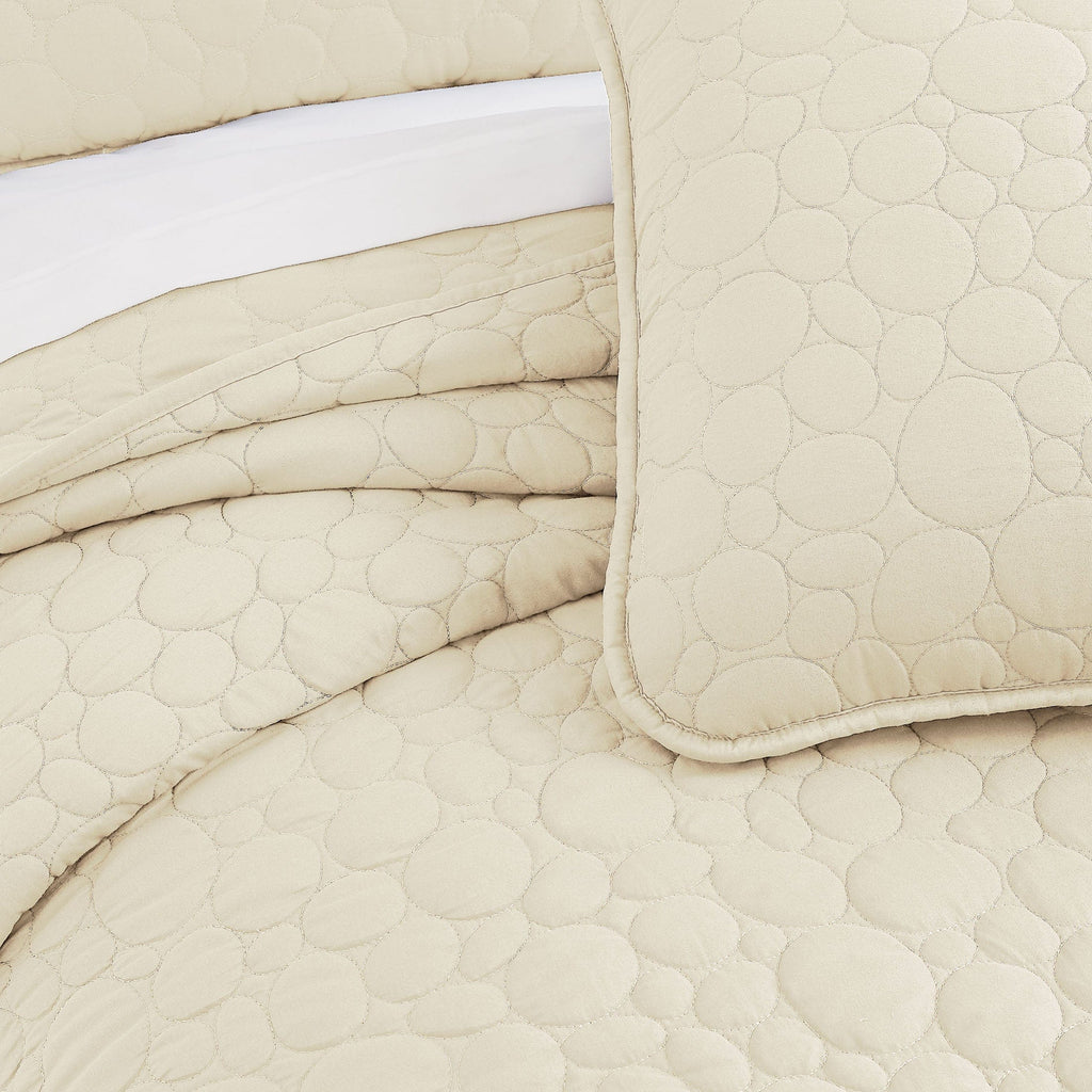 Pebbles Oversized Quilt Set