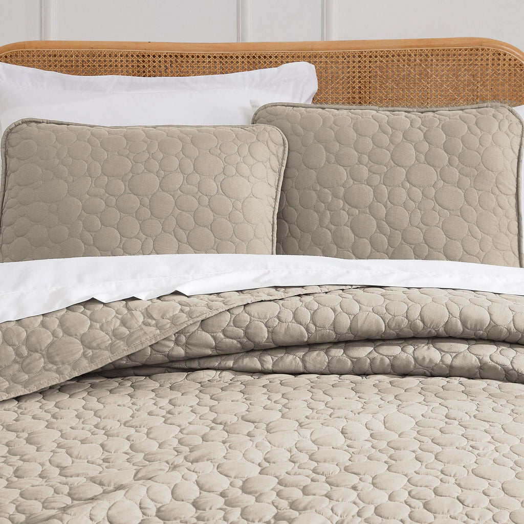 Pebbles Oversized Quilt Set