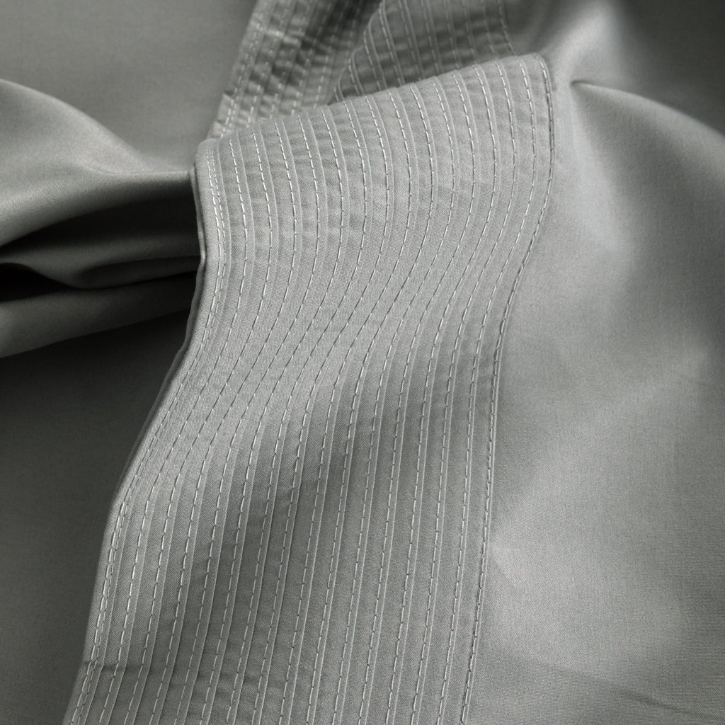 Vilano Extra Deep Pocket Pleated Sheet Set