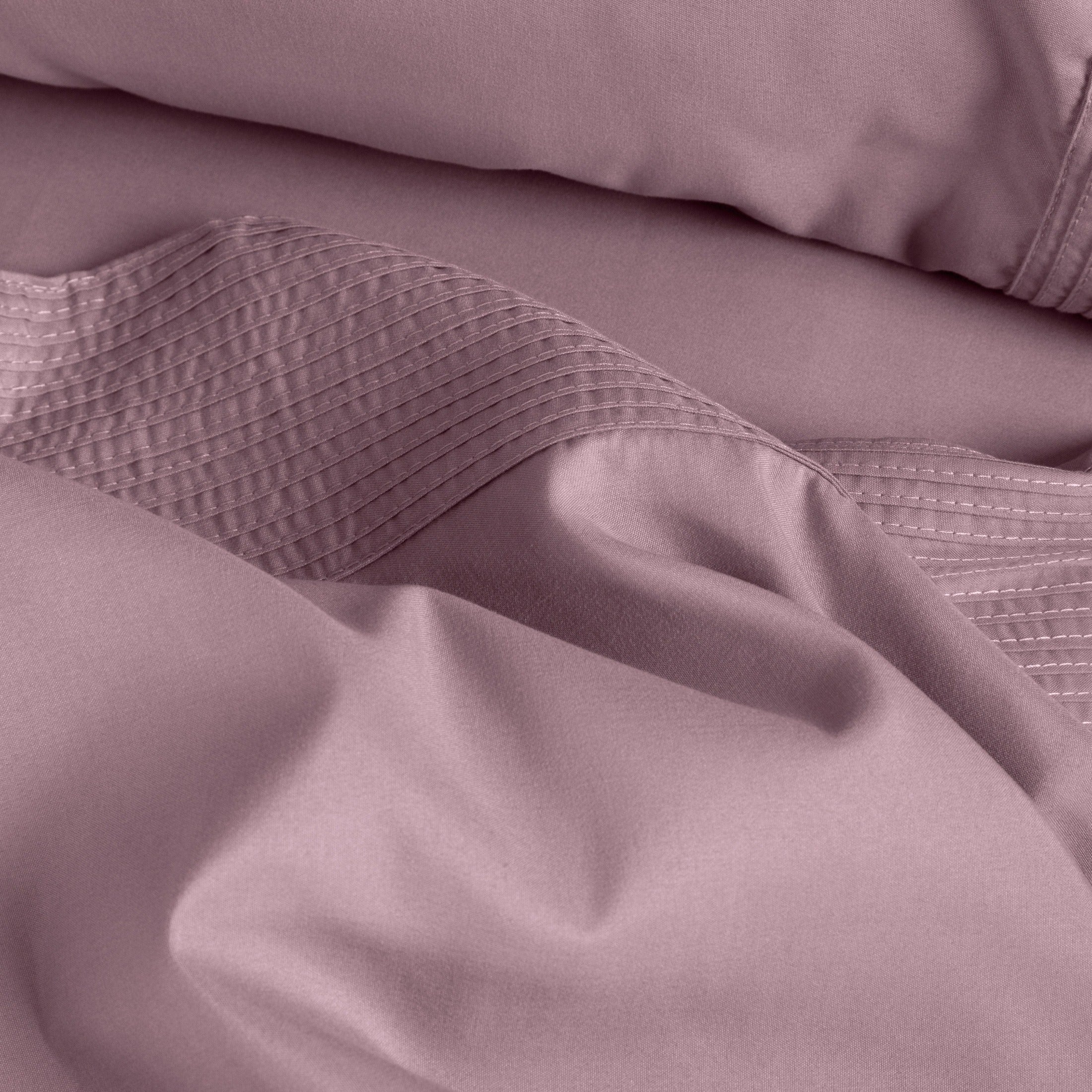 Vilano Extra Deep Pocket Pleated Sheet Set