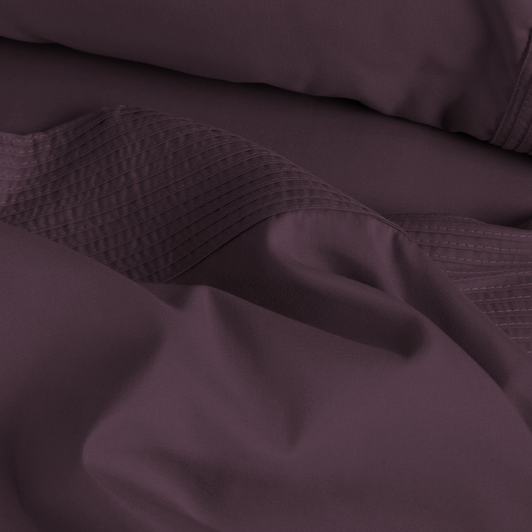 Vilano Extra Deep Pocket Pleated Sheet Set