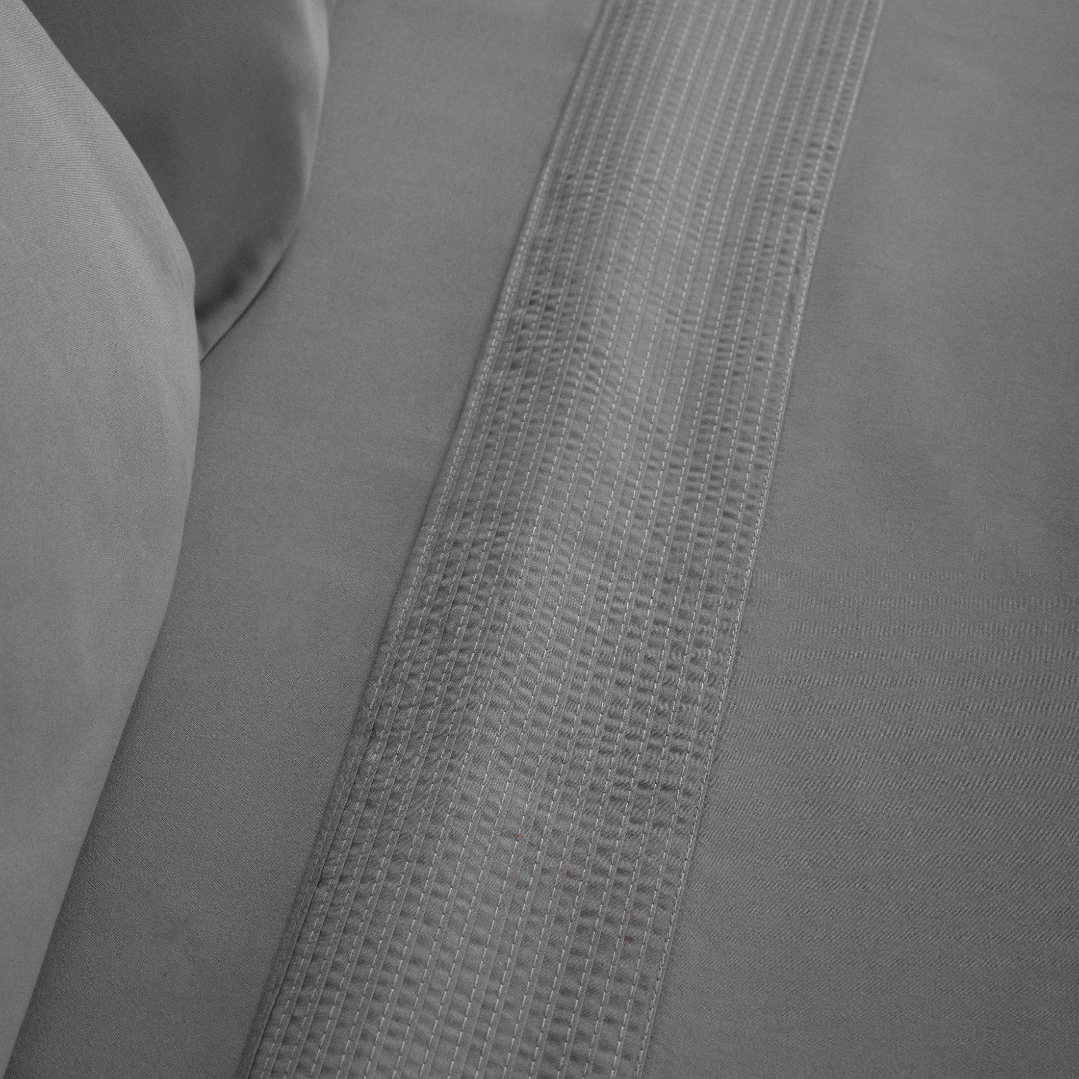 Vilano Extra Deep Pocket Pleated Sheet Set