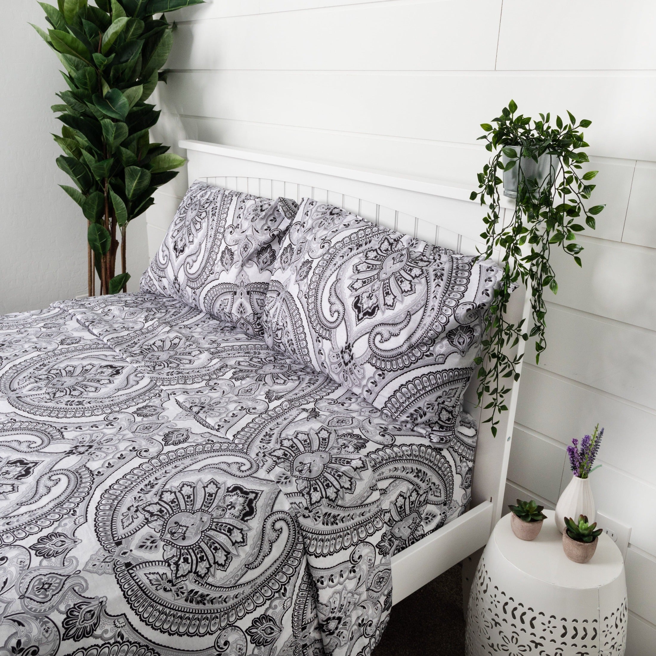 Pure Melody Pillow Cases
