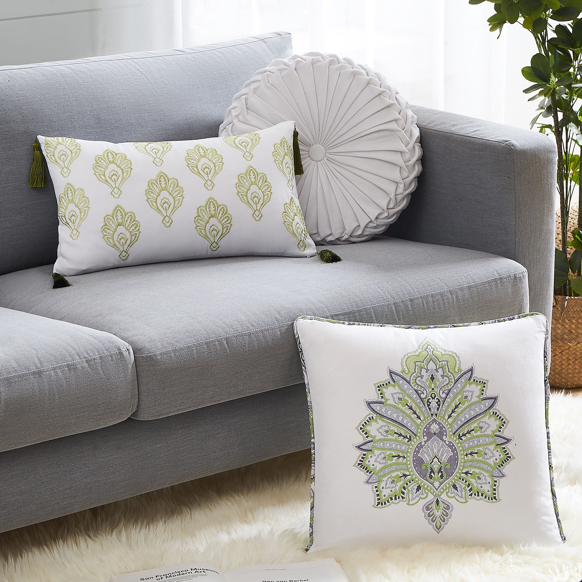 Pure Melody 6-Piece Quilt Bedding Set