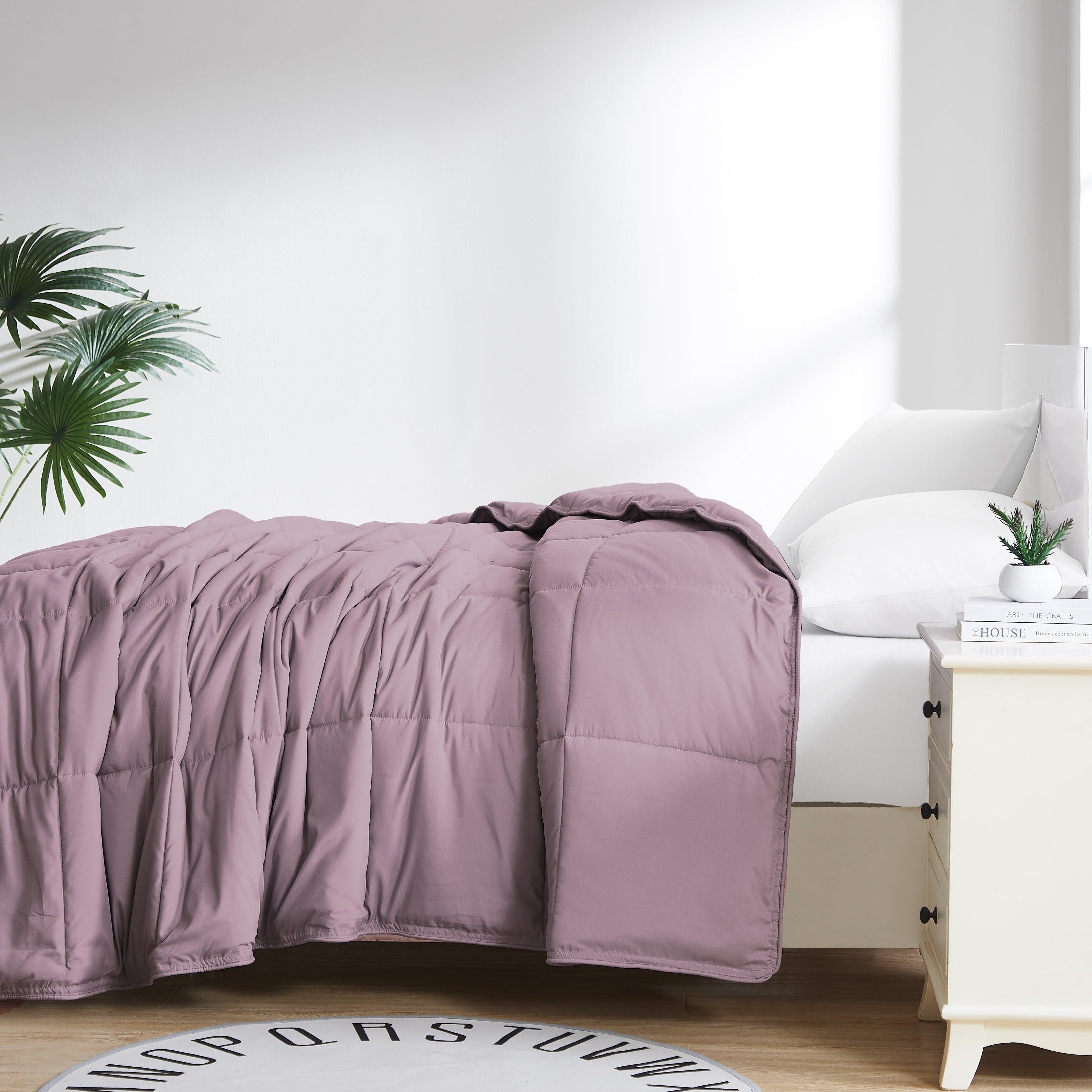 Side View of Vilano Down Alternative Comforter in Lavender#color_vilano-lavender