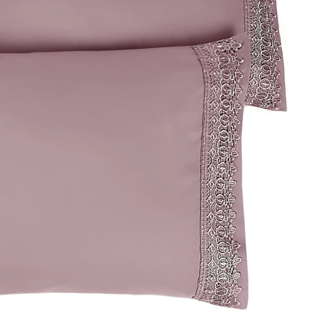 Vilano Lace Hem Pillow Cases