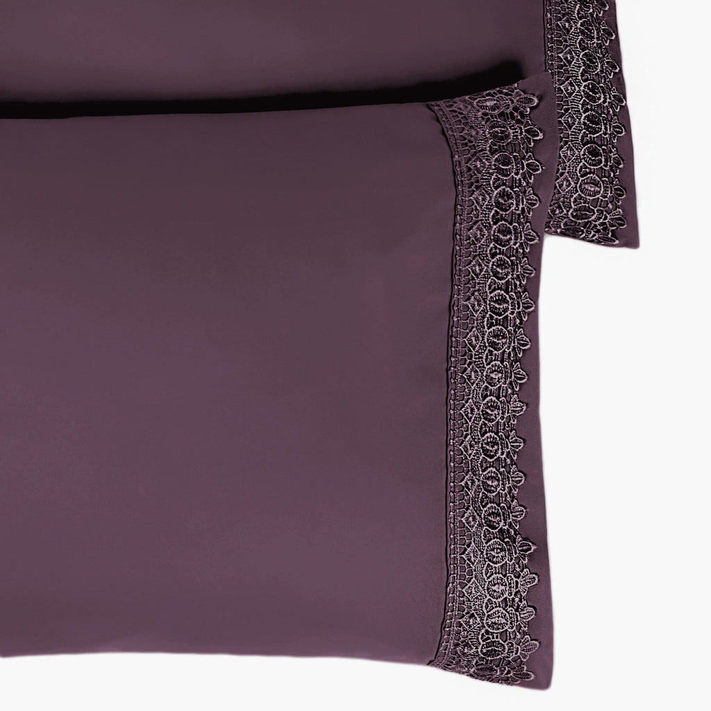 Vilano Lace Hem Pillow Cases