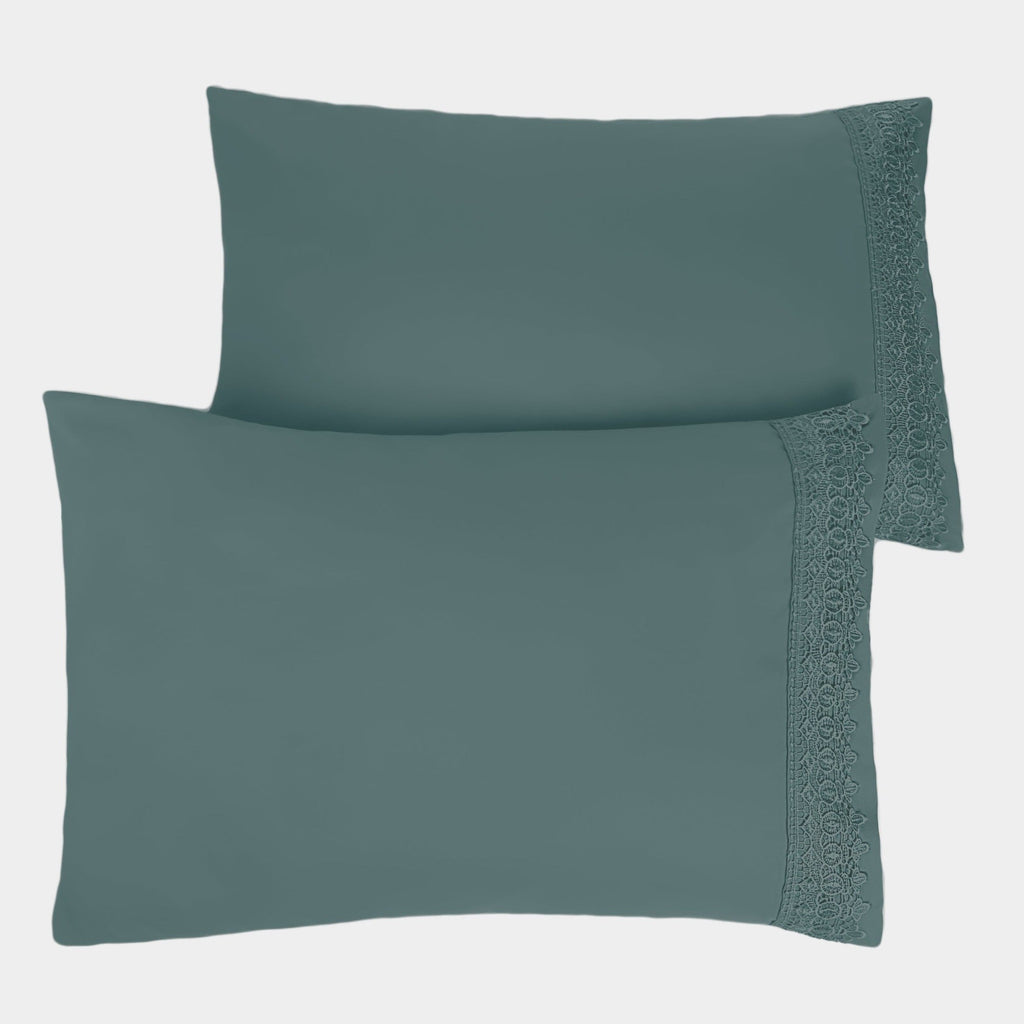 Vilano Lace Hem Pillow Cases