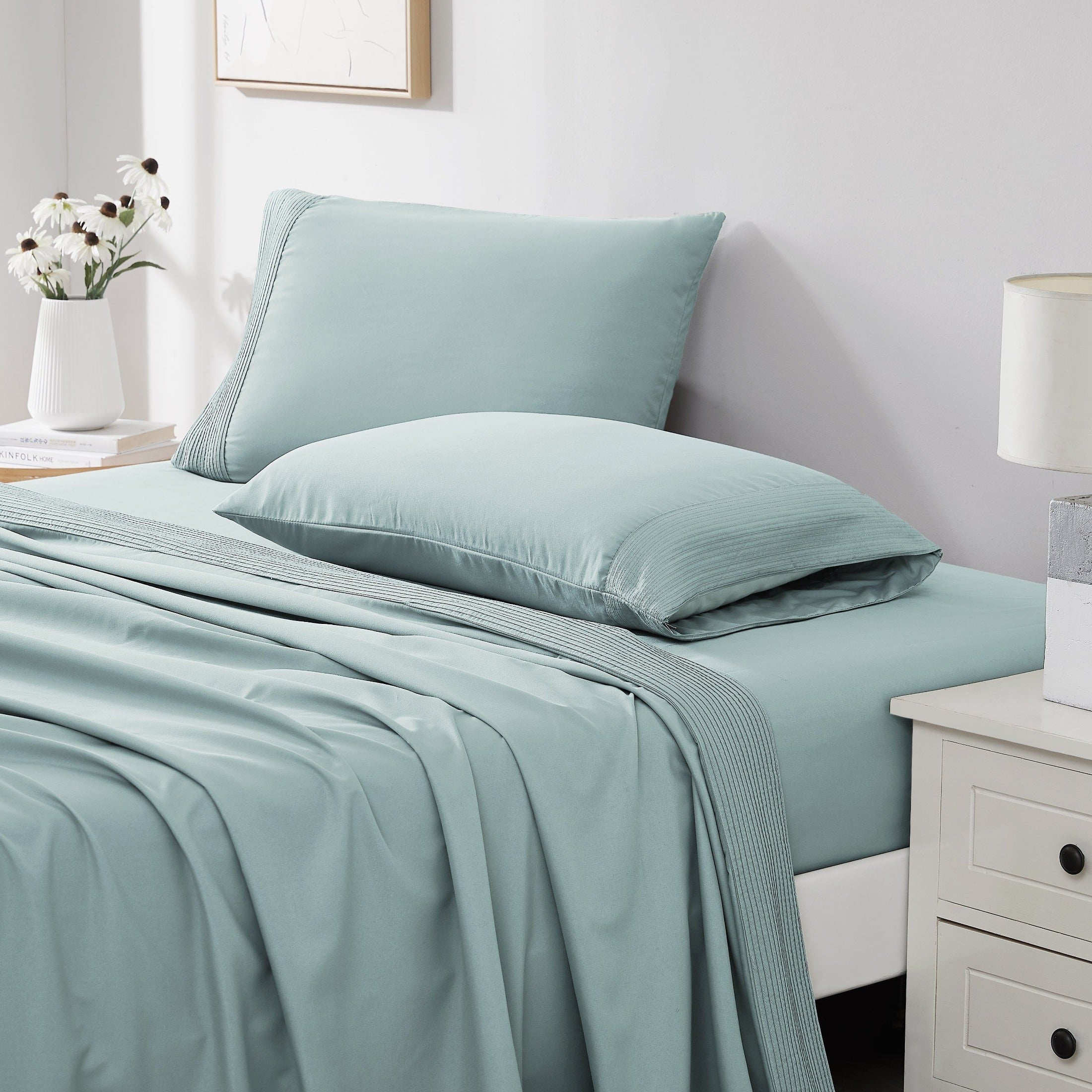 Vilano Extra Deep Pocket Pleated Sheet Set in Earth Tones