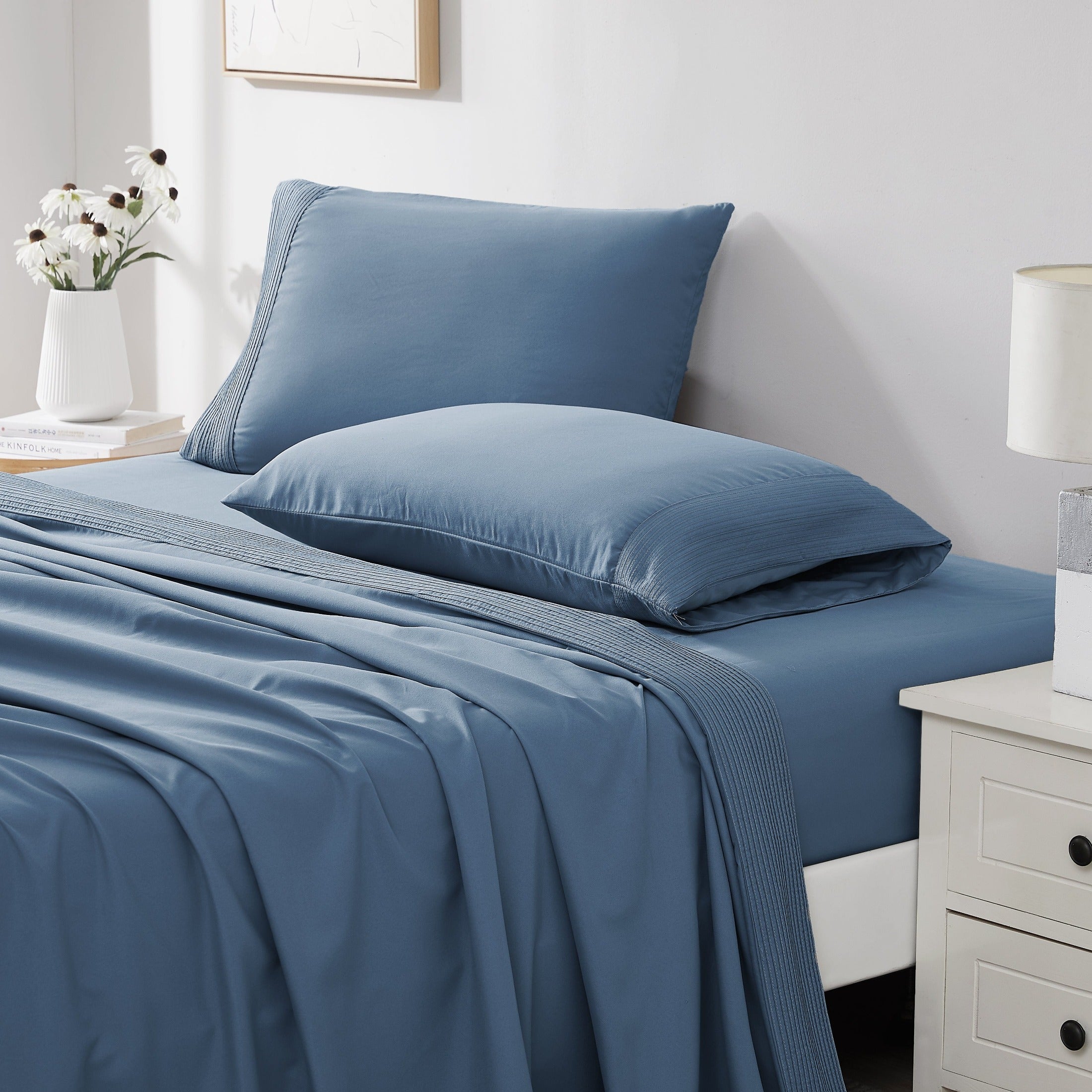 Vilano Extra Deep Pocket Pleated Sheet Set