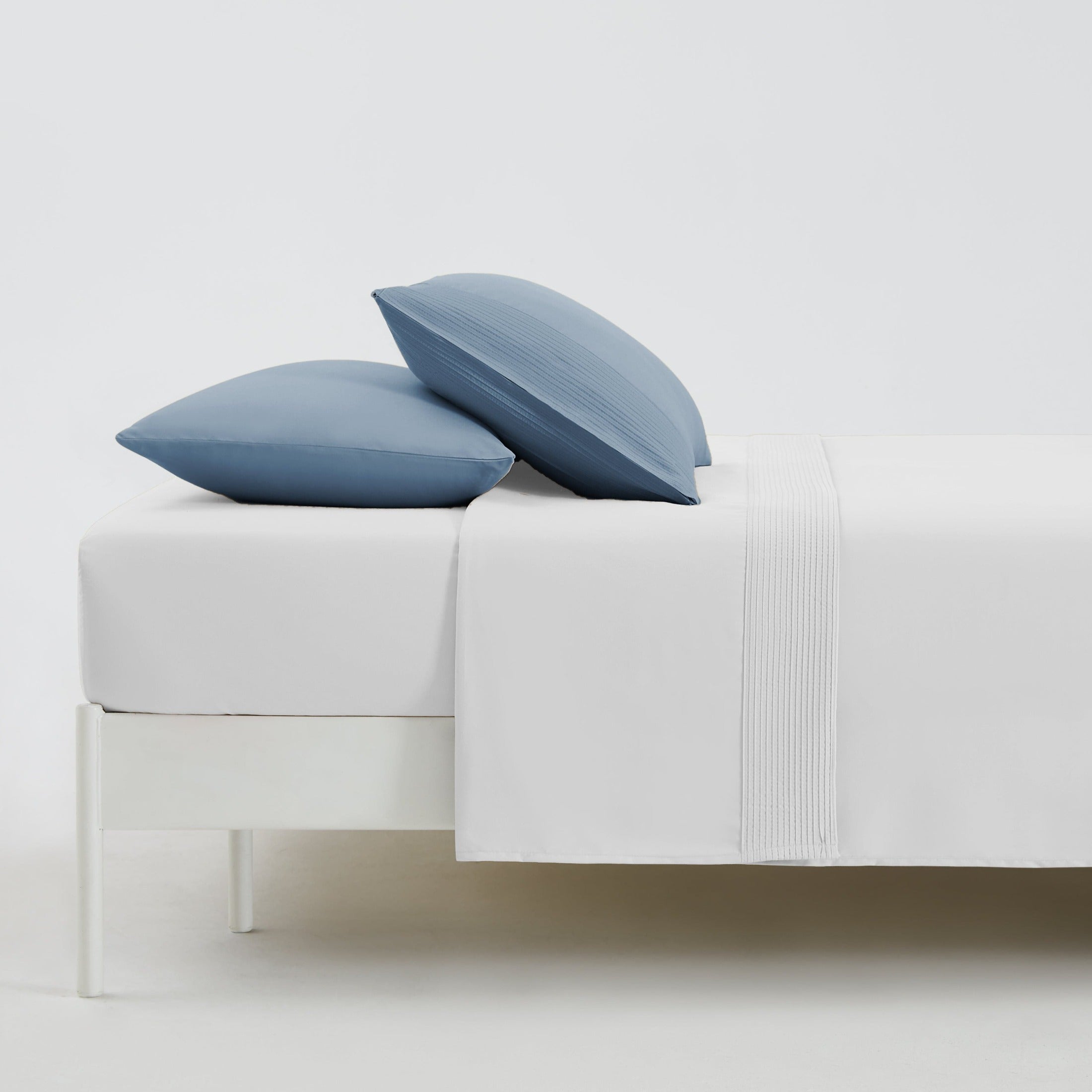 Vilano Extra Deep Pocket Pleated Sheet Set