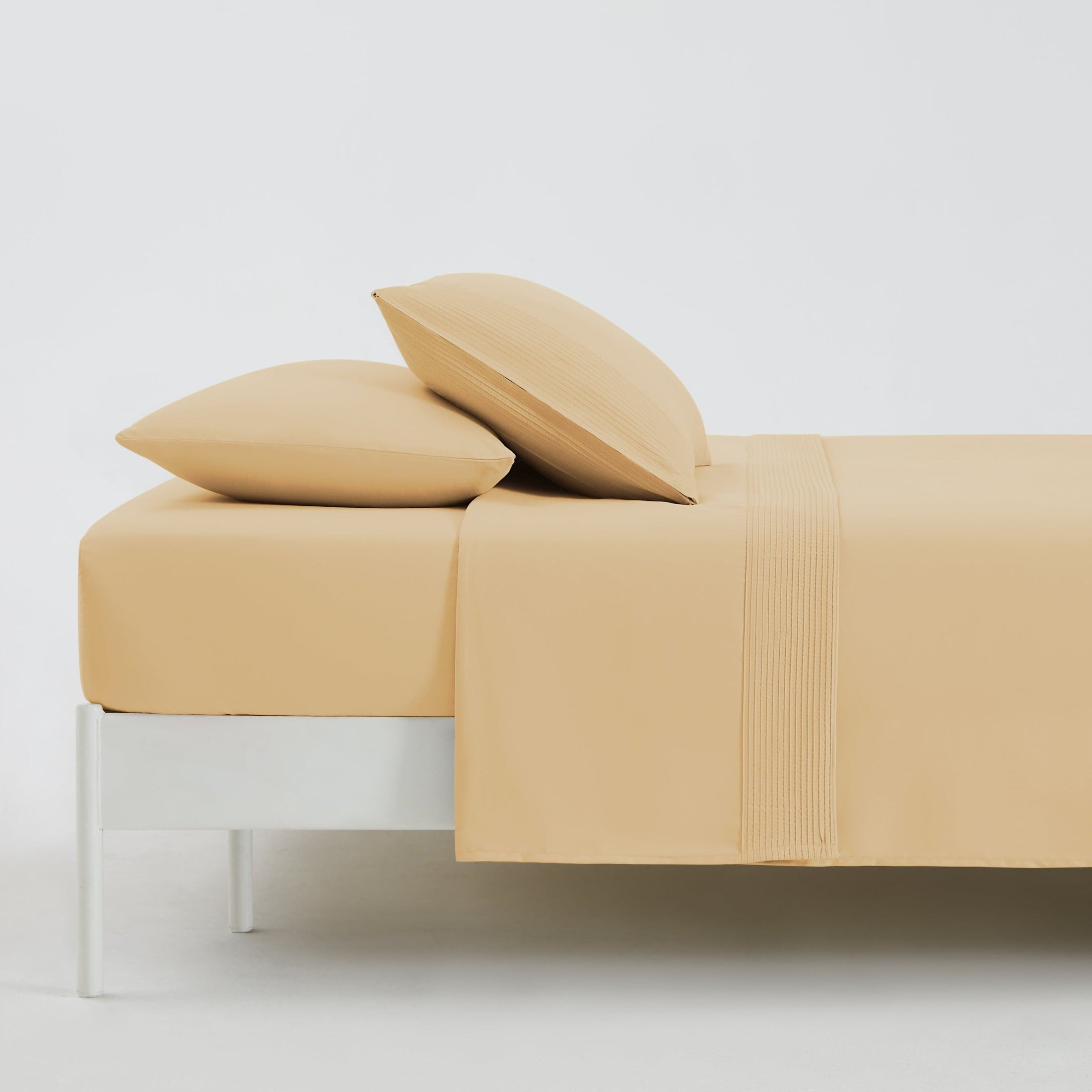 Vilano Extra Deep Pocket Pleated Sheet Set