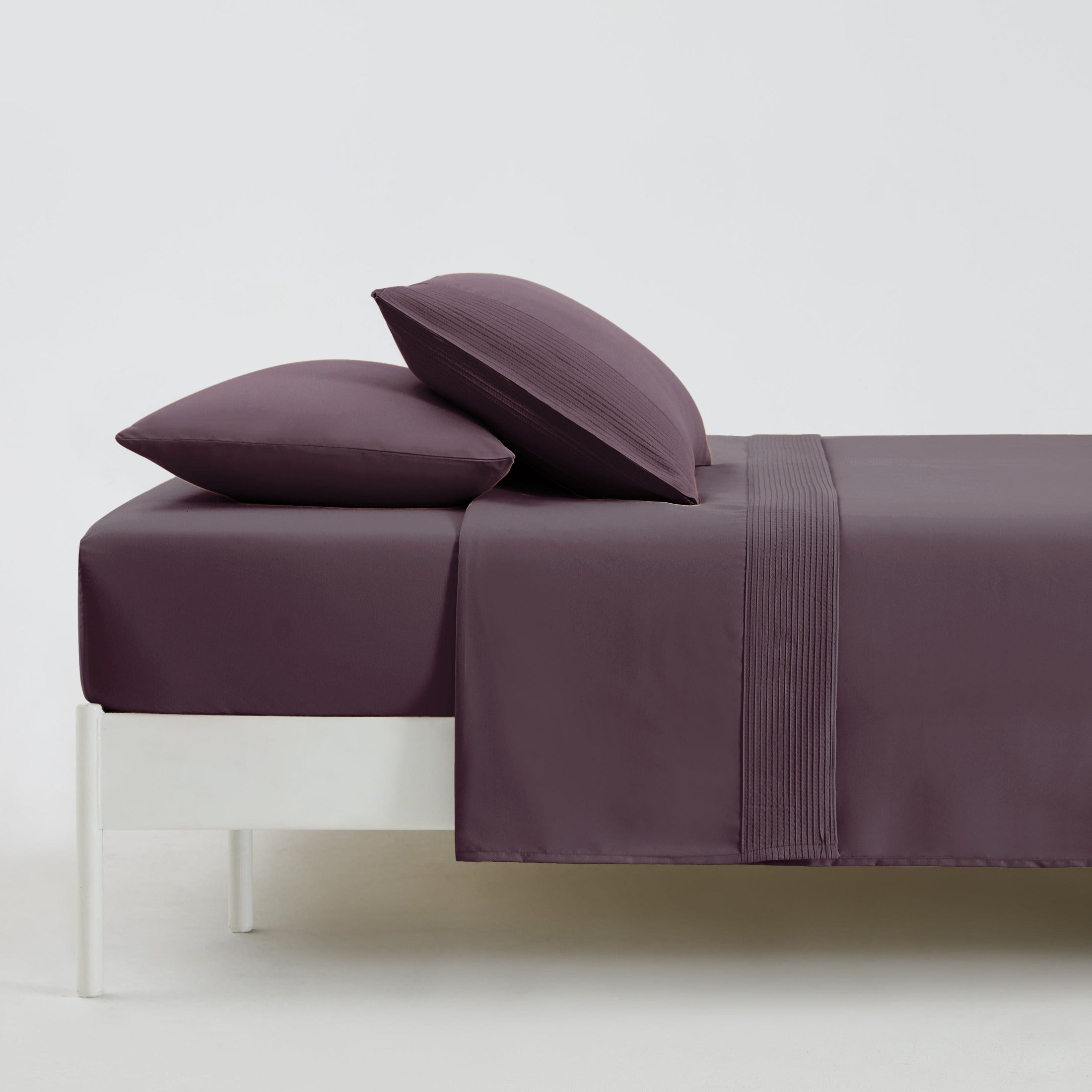 Vilano Extra Deep Pocket Pleated Sheet Set