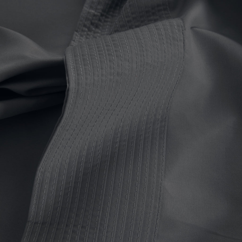 Vilano Extra Deep Pocket Pleated Sheet Set