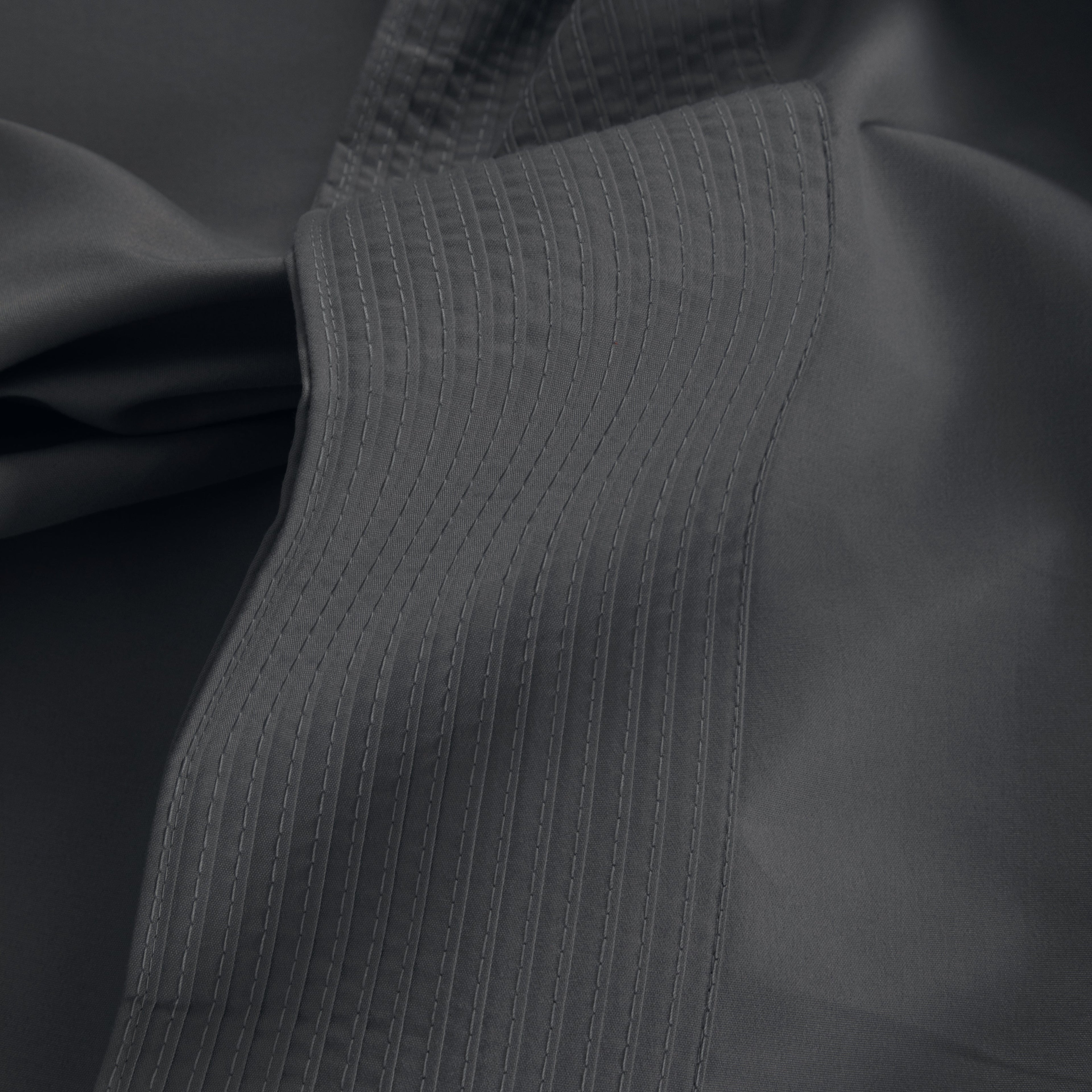 Vilano Extra Deep Pocket Pleated Sheet Set