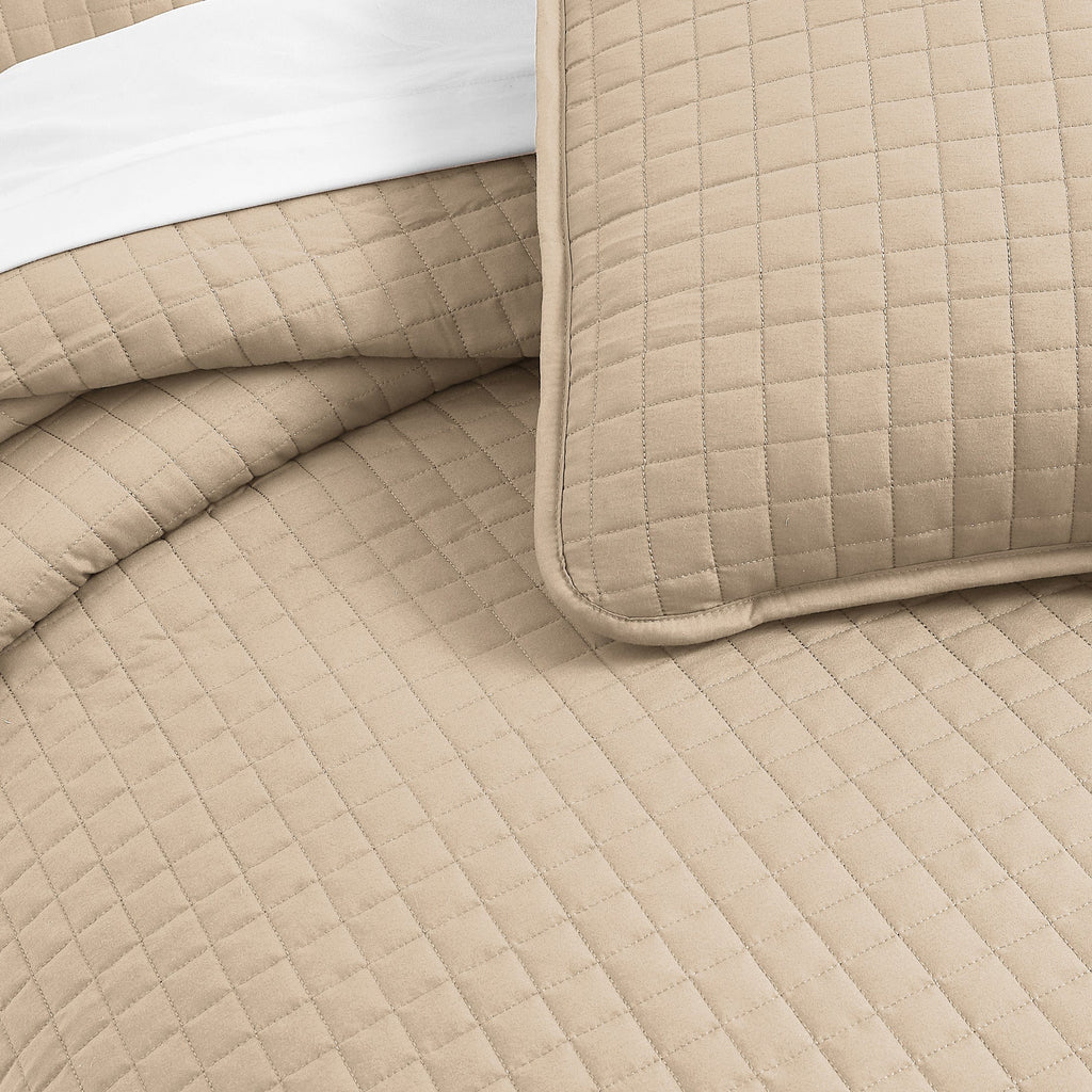 Vilano Oversized Quilt Set