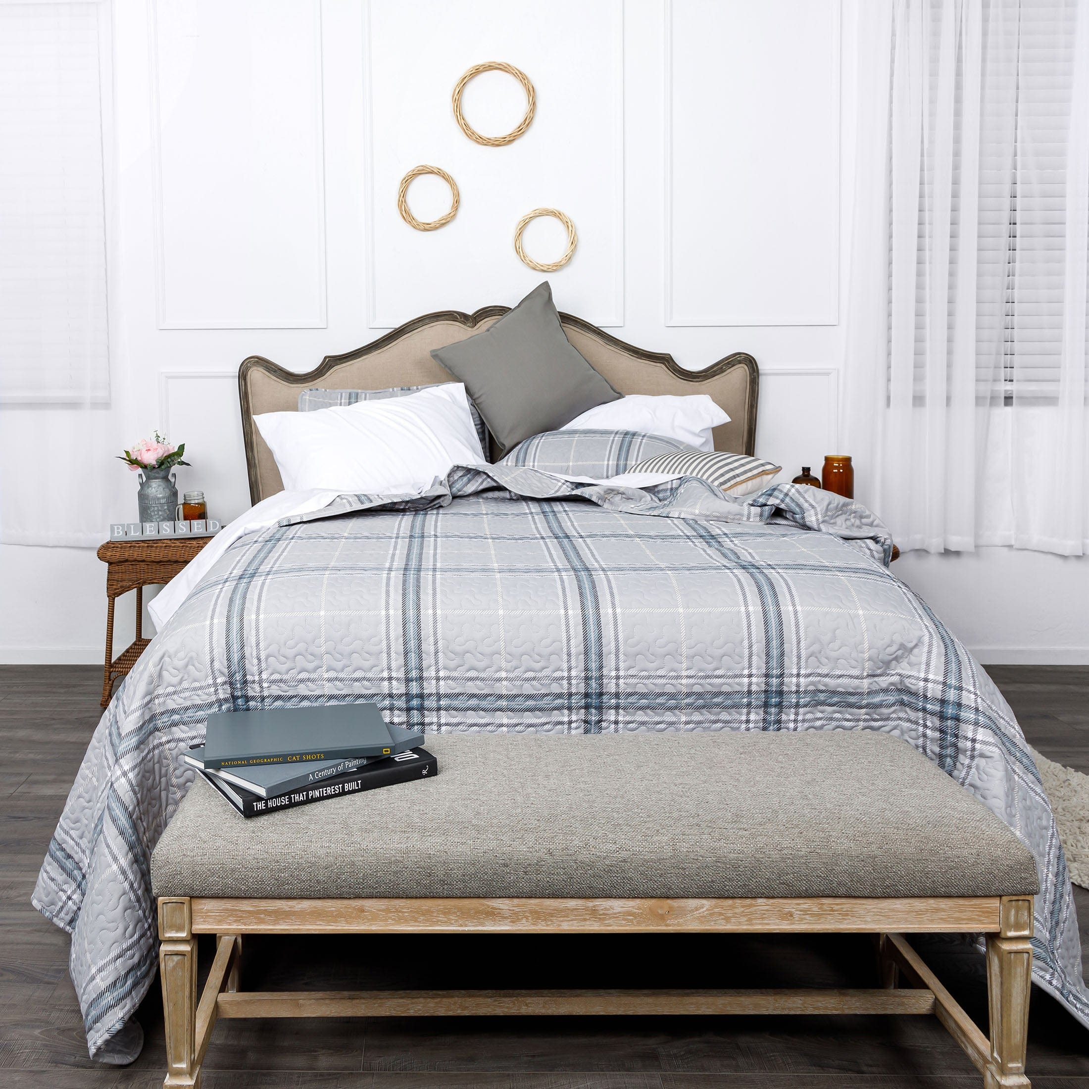 Vilano Plaid Quilt Set