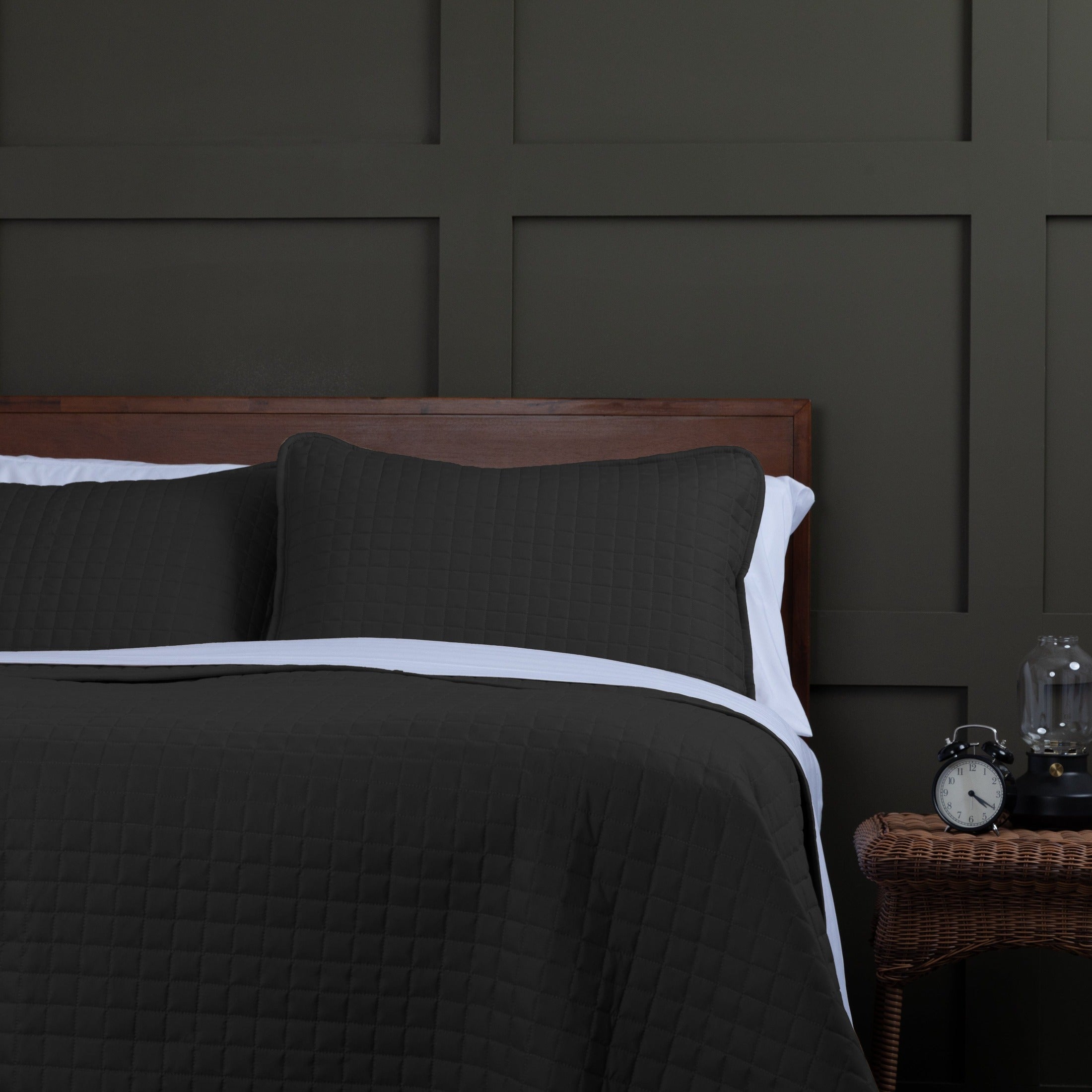 Vilano Oversized Quilt Set