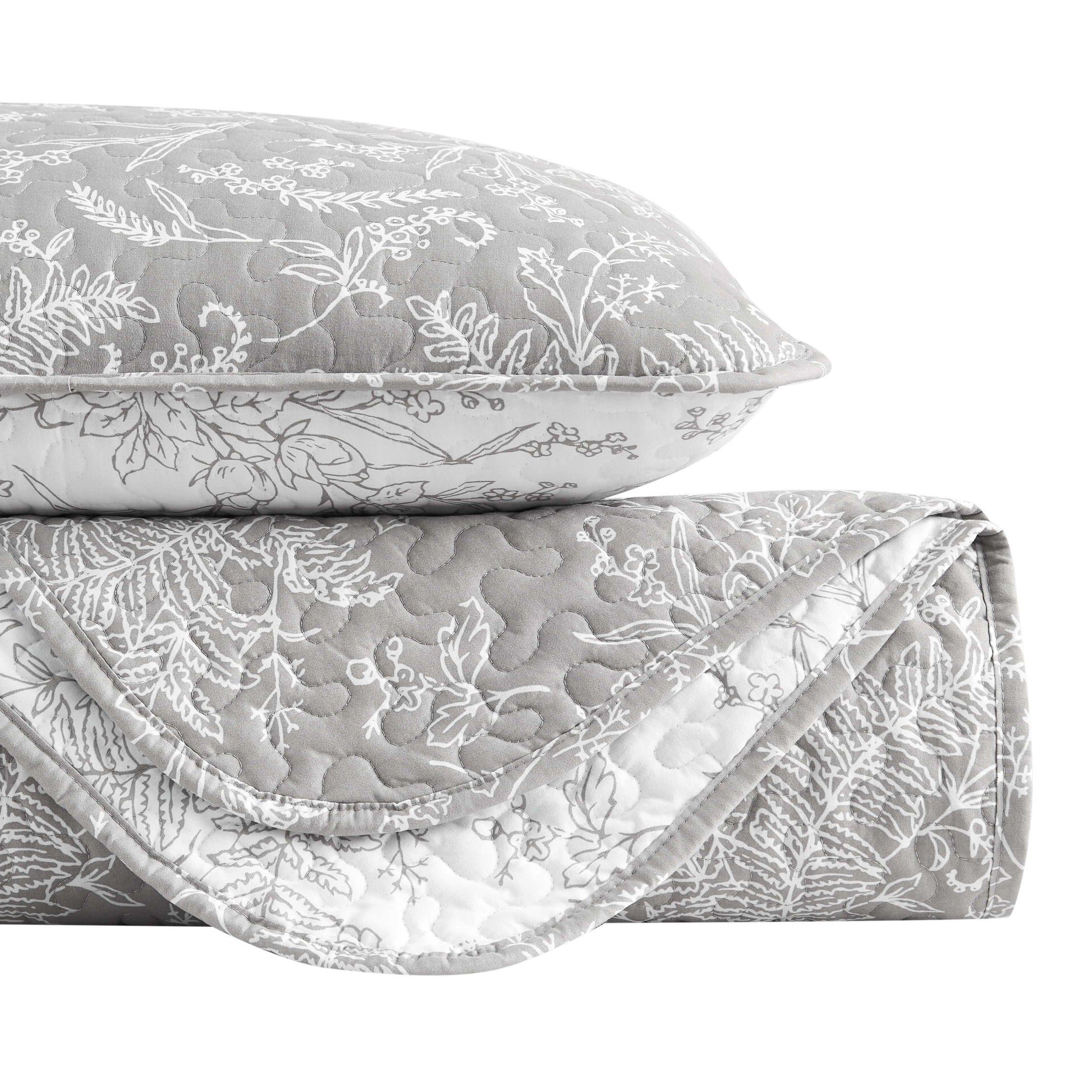 Winter Brush Reversible Quilt Set